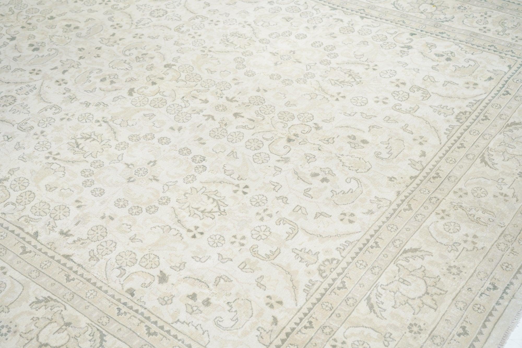 Lana Tappeto persiano Tabriz Vintage 7'9'' x 11'3'' in vendita