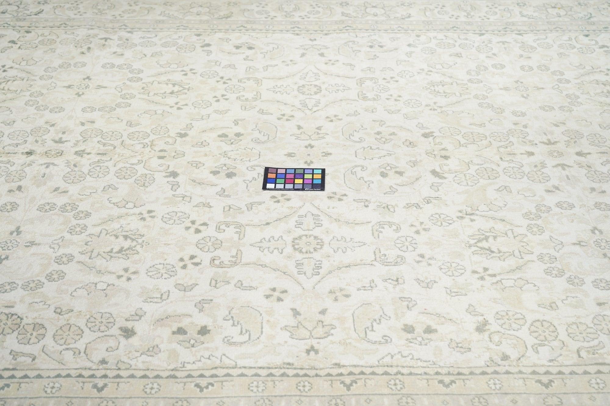 Tappeto persiano Tabriz Vintage 7'9'' x 11'3'' in vendita 3