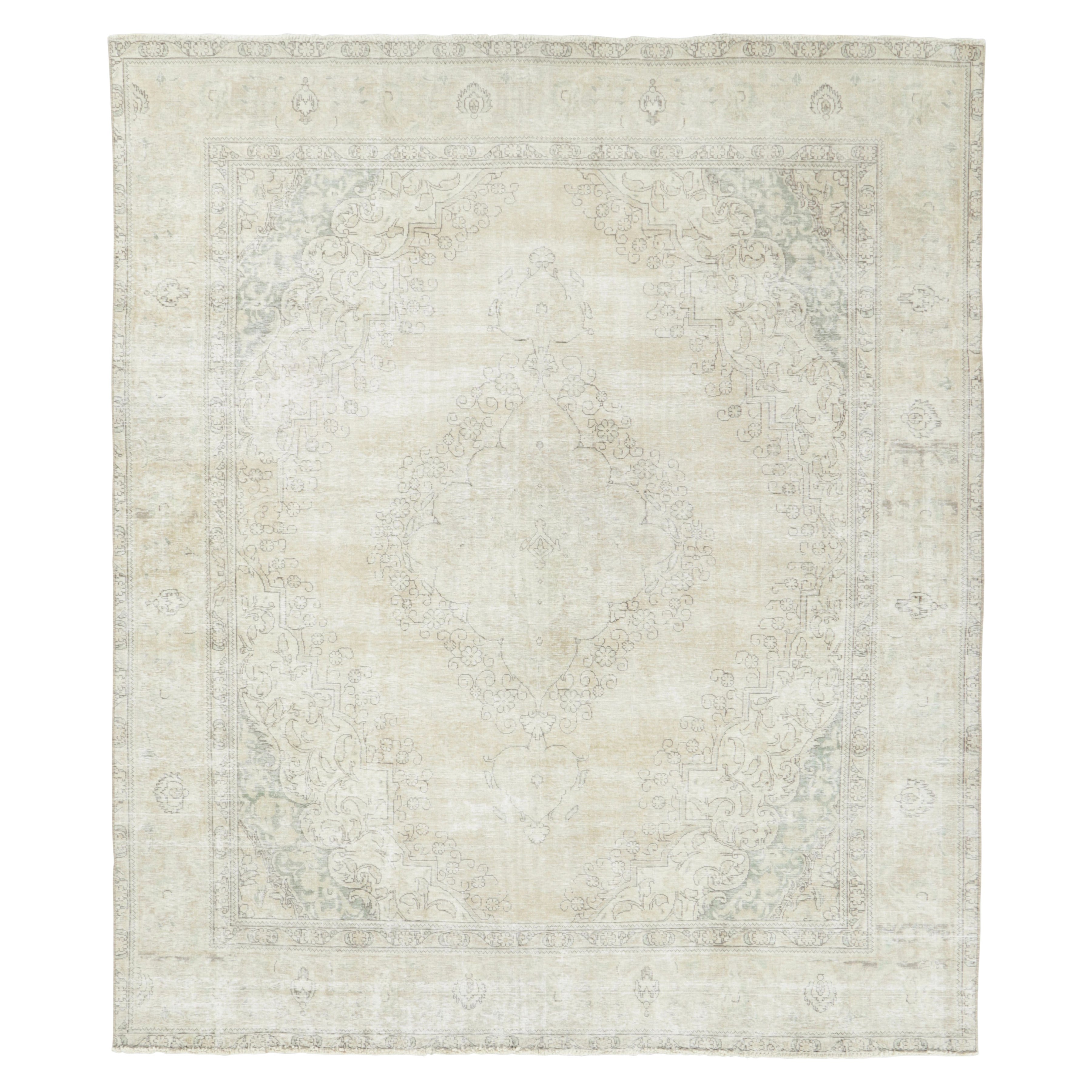 Tapis persan vintage de Tabriz, Ethereal Garden en ivoire et Sage - Rug & Kilim