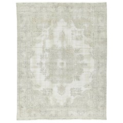 Tapis persan vintage Tabriz, médaillon éthéré en ivoire et gris - Rug & Kilim