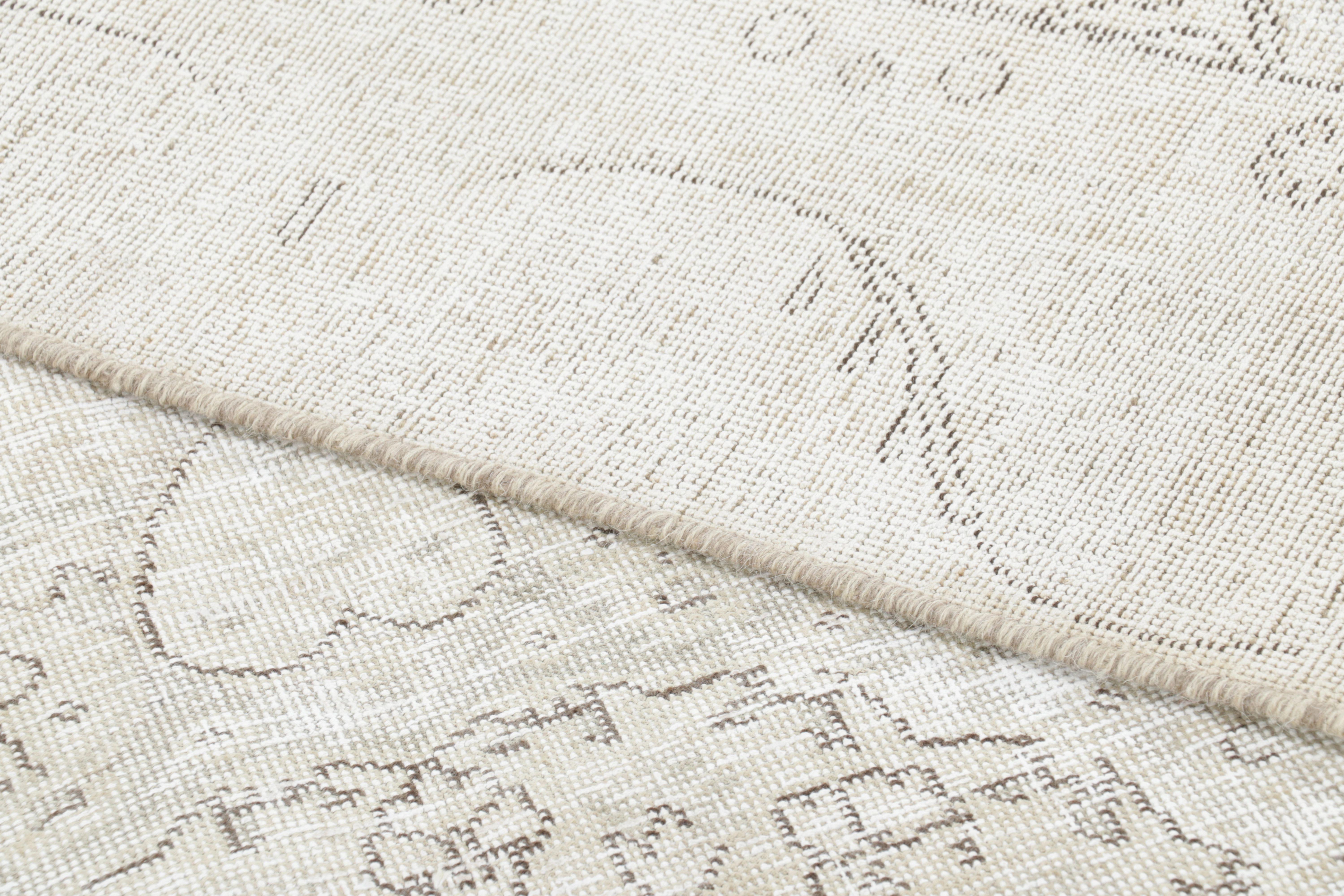 Fin du 20e siècle Tapis persan vintage Tabriz, médaillon éthéré en ivoire et taupe - Rug & Kilim en vente