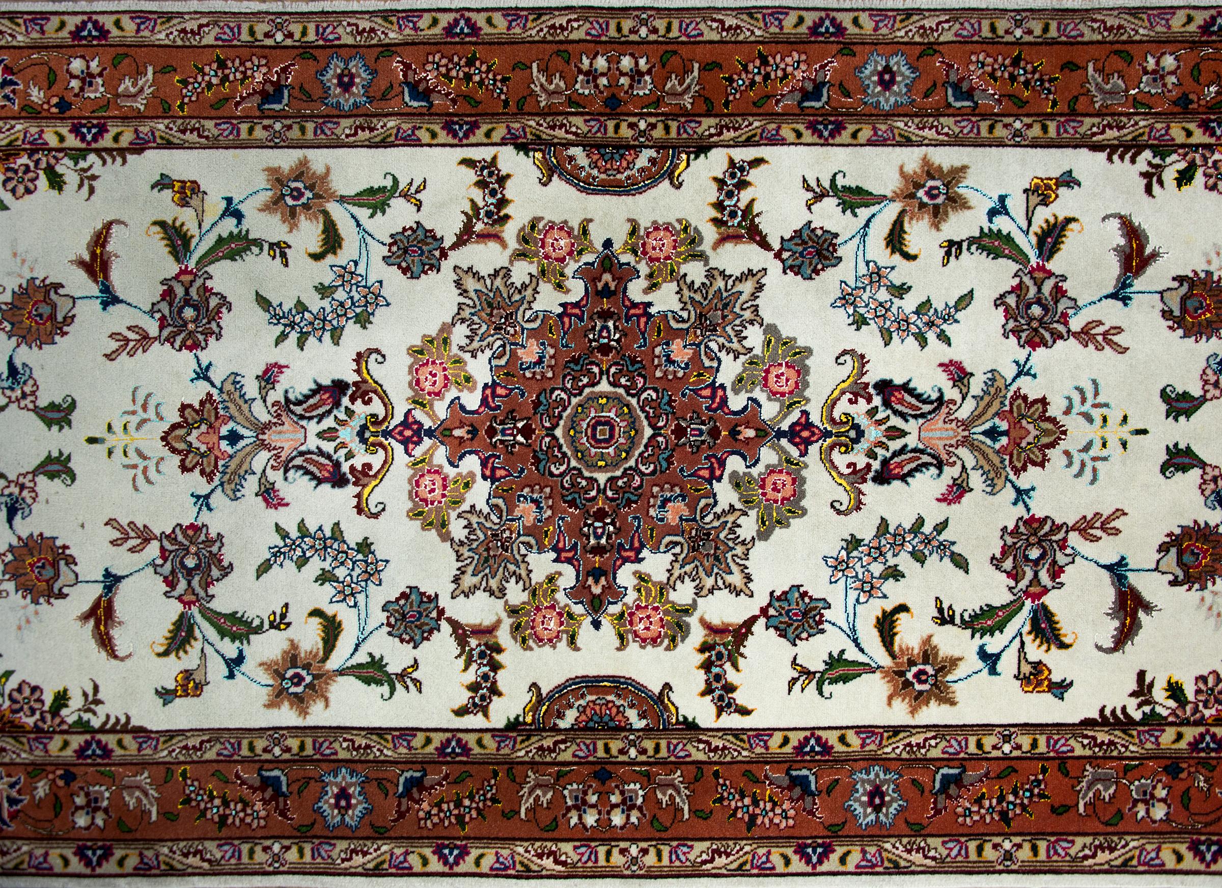Alter persischer Täbris-Teppich im Angebot 3