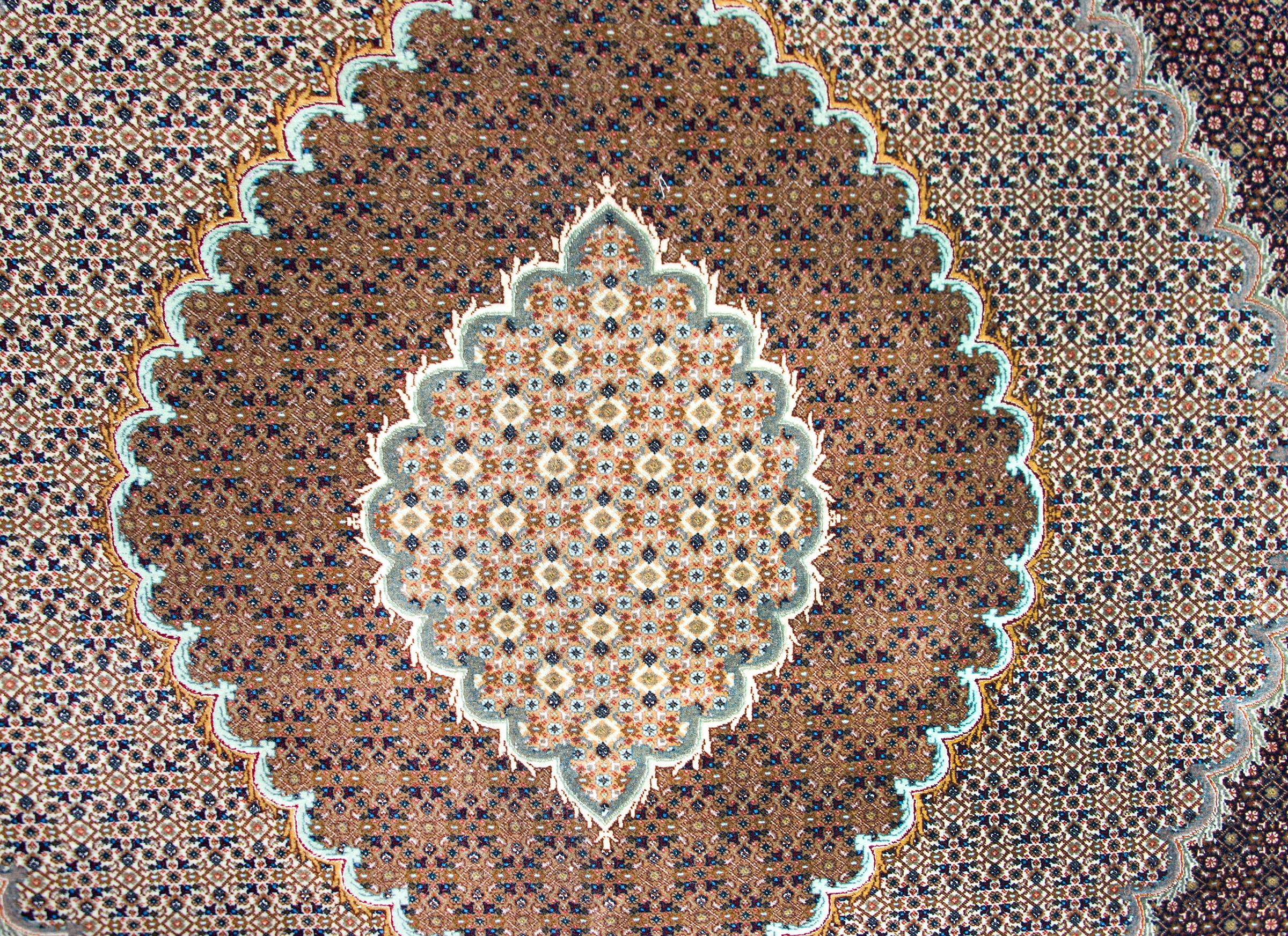 Alter persischer Täbris-Teppich im Angebot 4