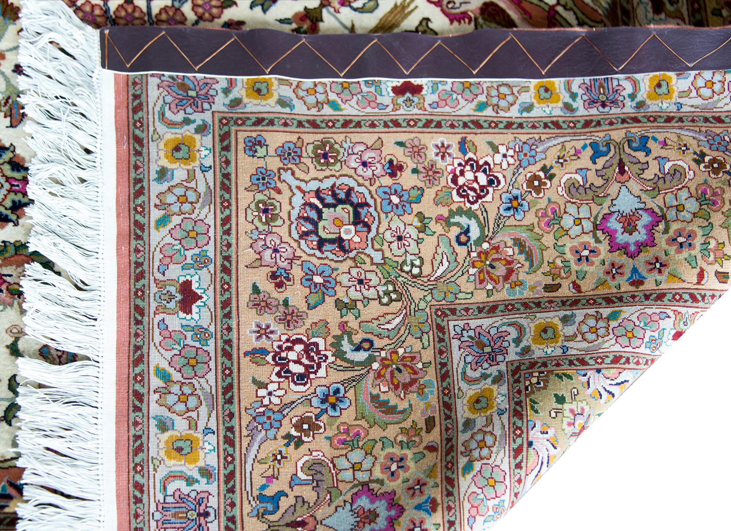 Alter persischer Täbris-Teppich im Angebot 4