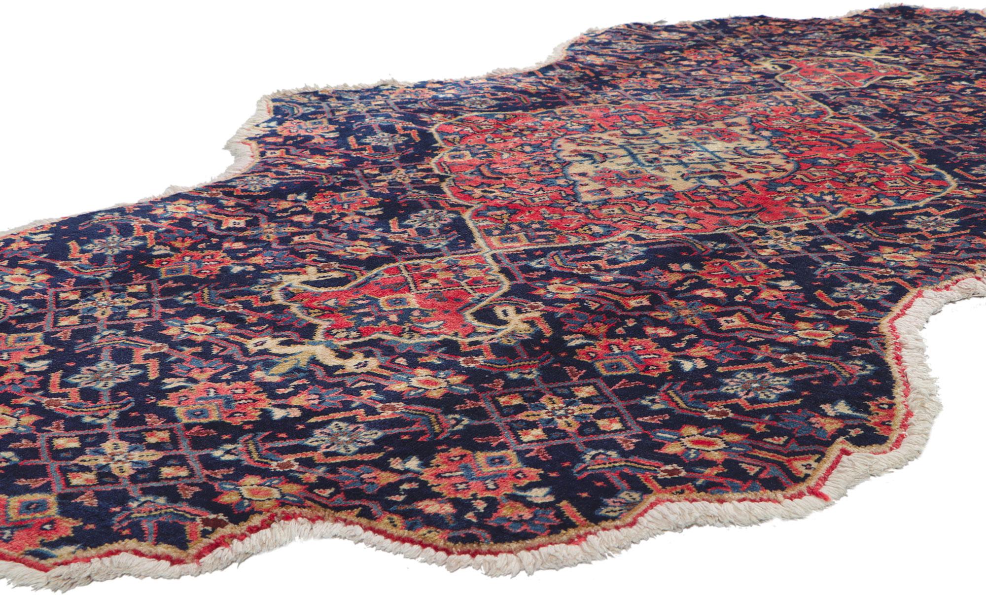 61082 Vintage Persian Tabriz rug, 04'10 x 08'06.