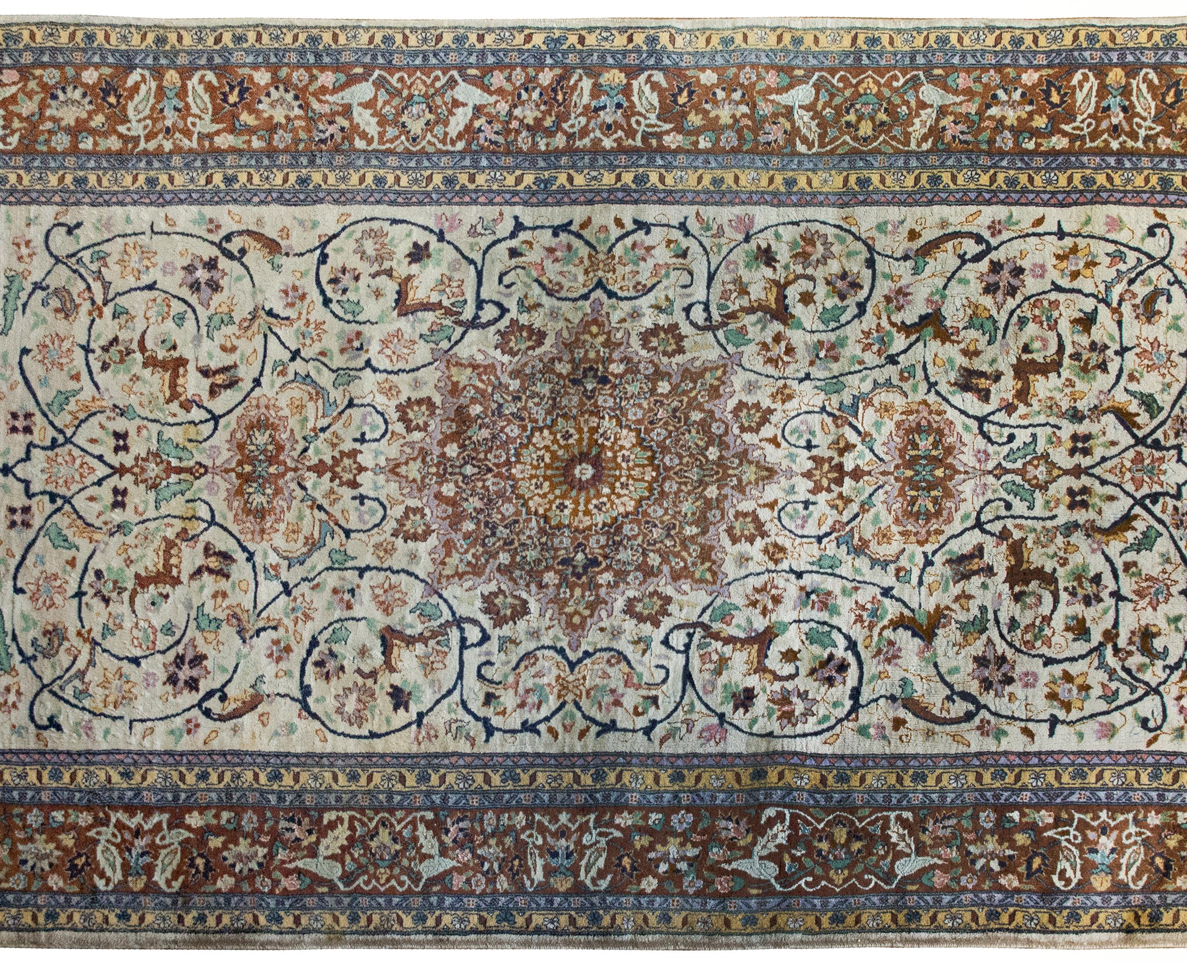 Persiano Tappeto persiano Tabriz vintage in vendita