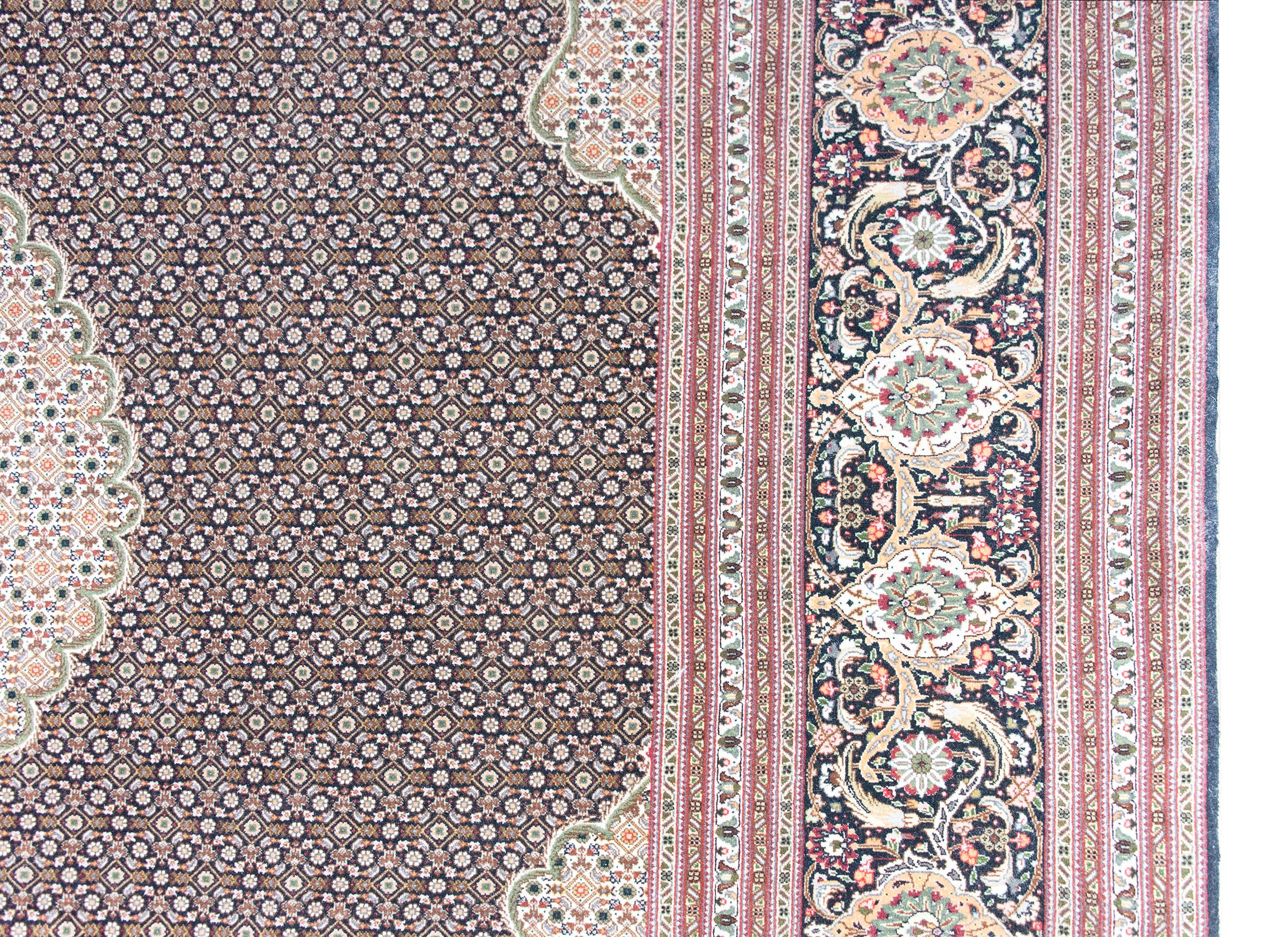Tappeto persiano Tabriz vintage In condizioni buone in vendita a Chicago, IL