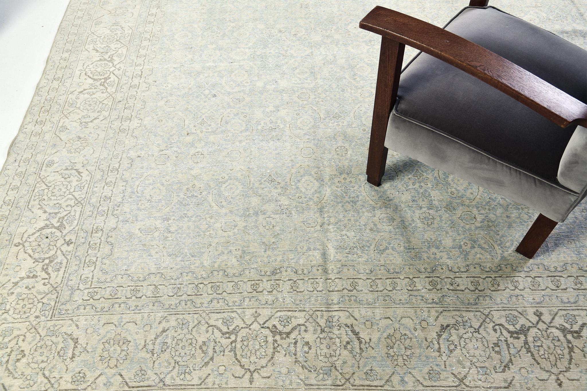 Vintage Persian Tabriz Rug For Sale 1