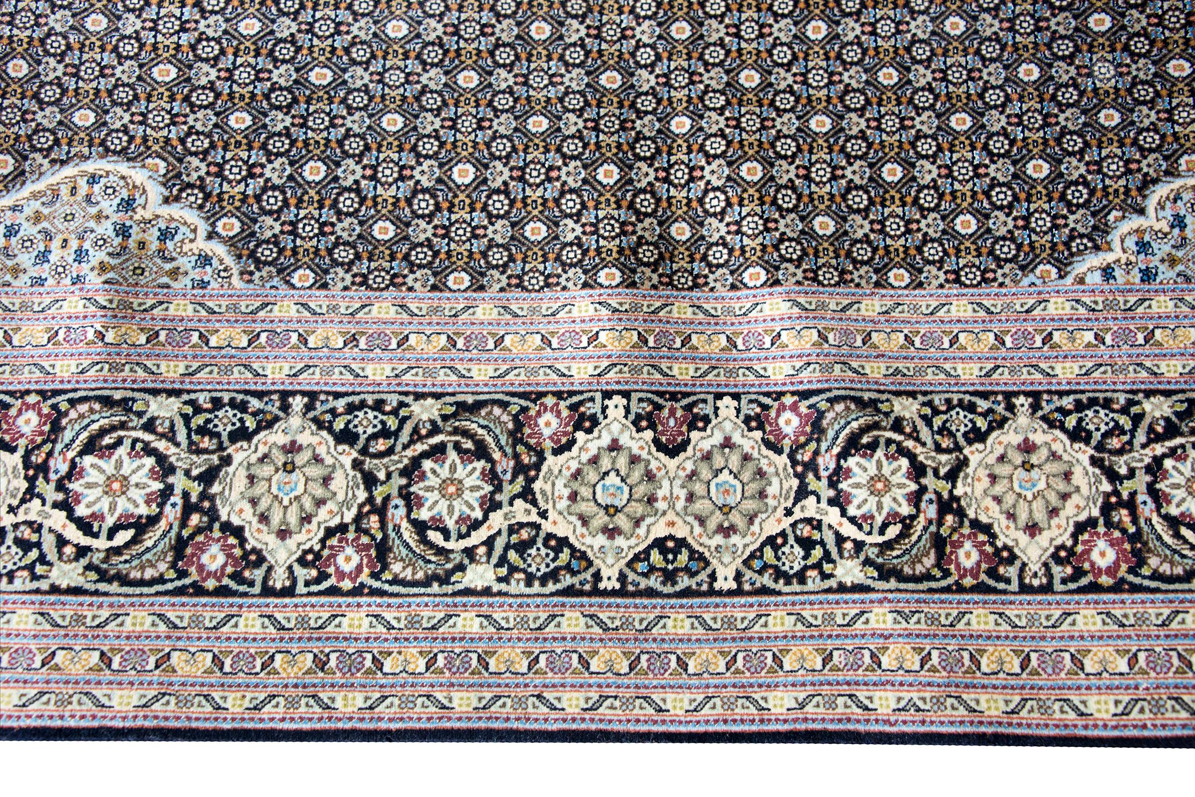 Alter persischer Täbris-Teppich (20. Jahrhundert) im Angebot