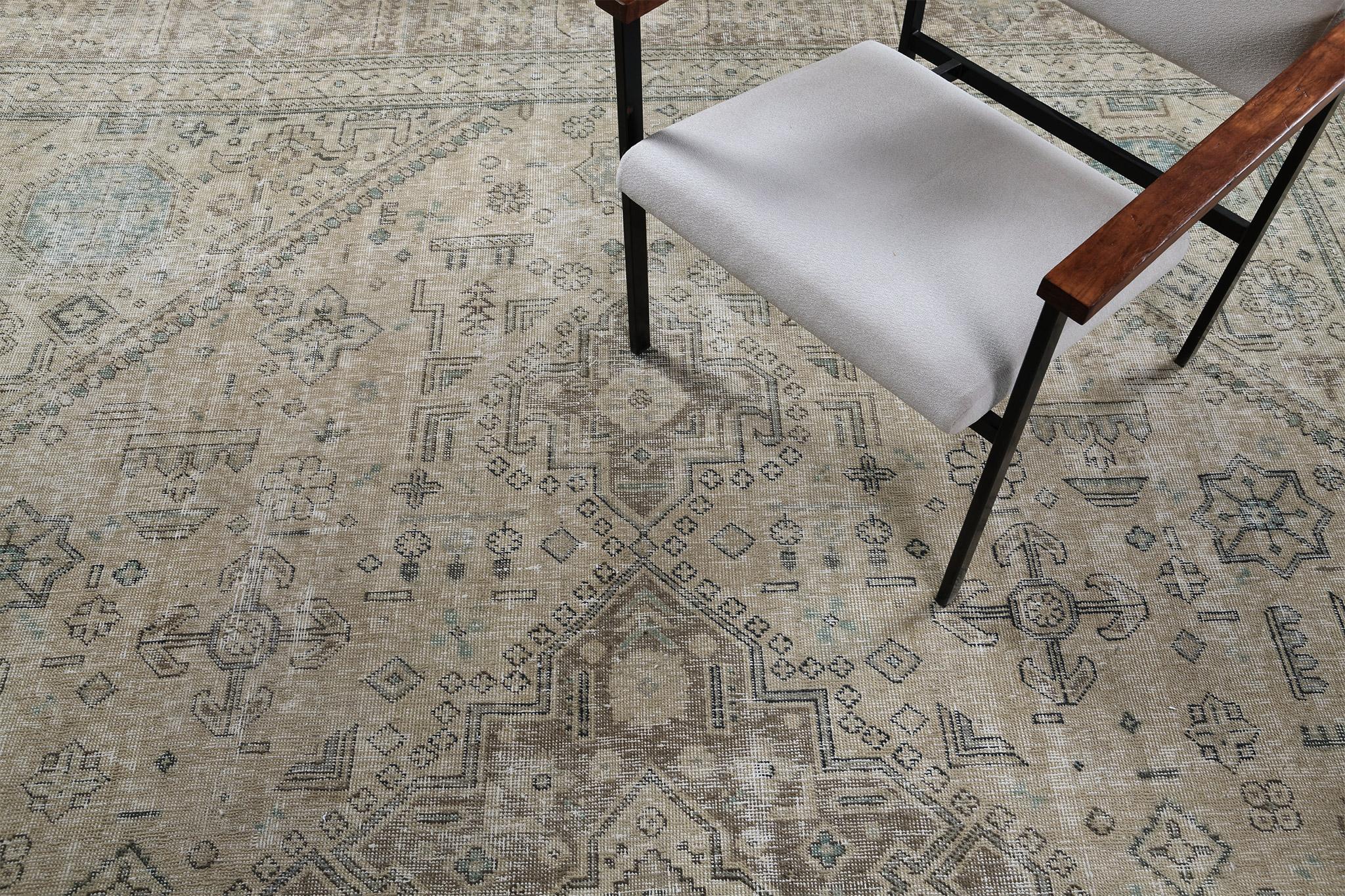 Tappeto persiano Tabriz vintage in vendita 3