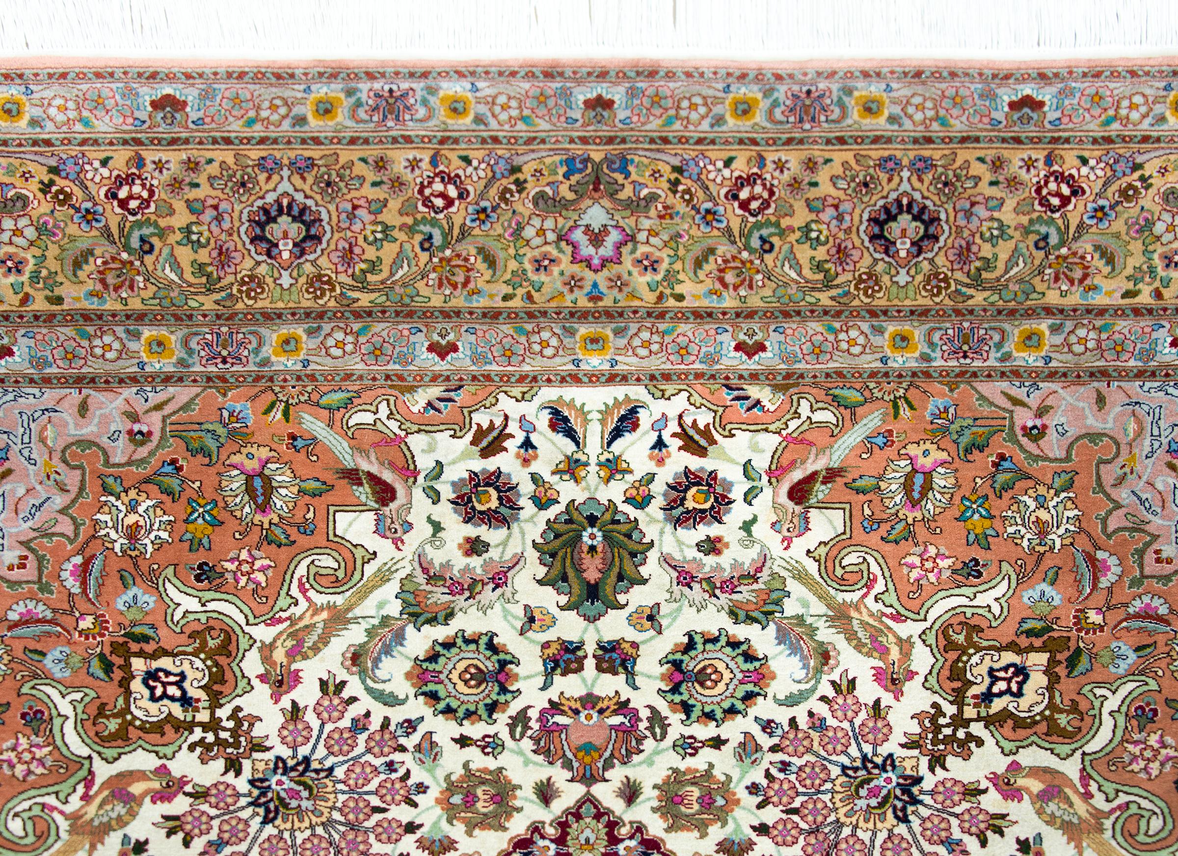 Alter persischer Täbris-Teppich im Angebot 1