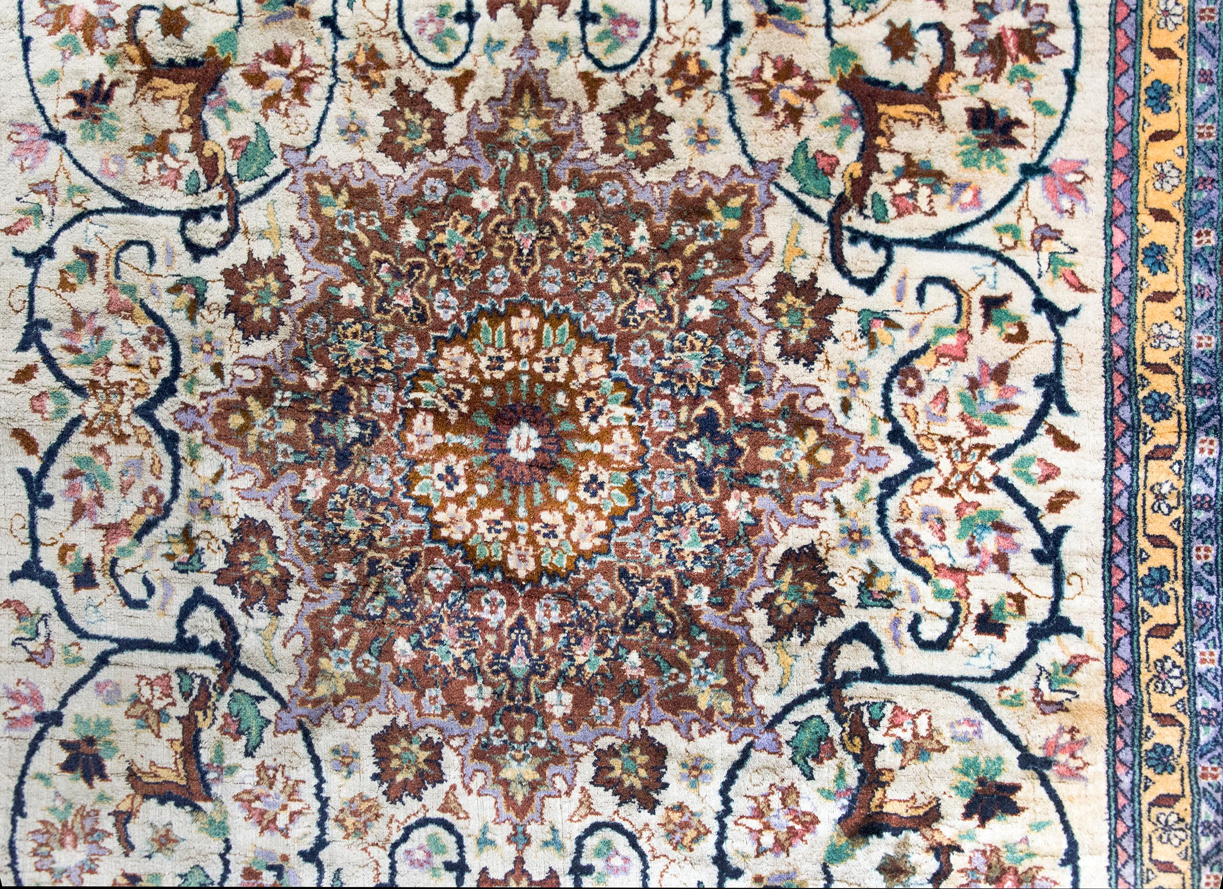 Tappeto persiano Tabriz vintage in vendita 2