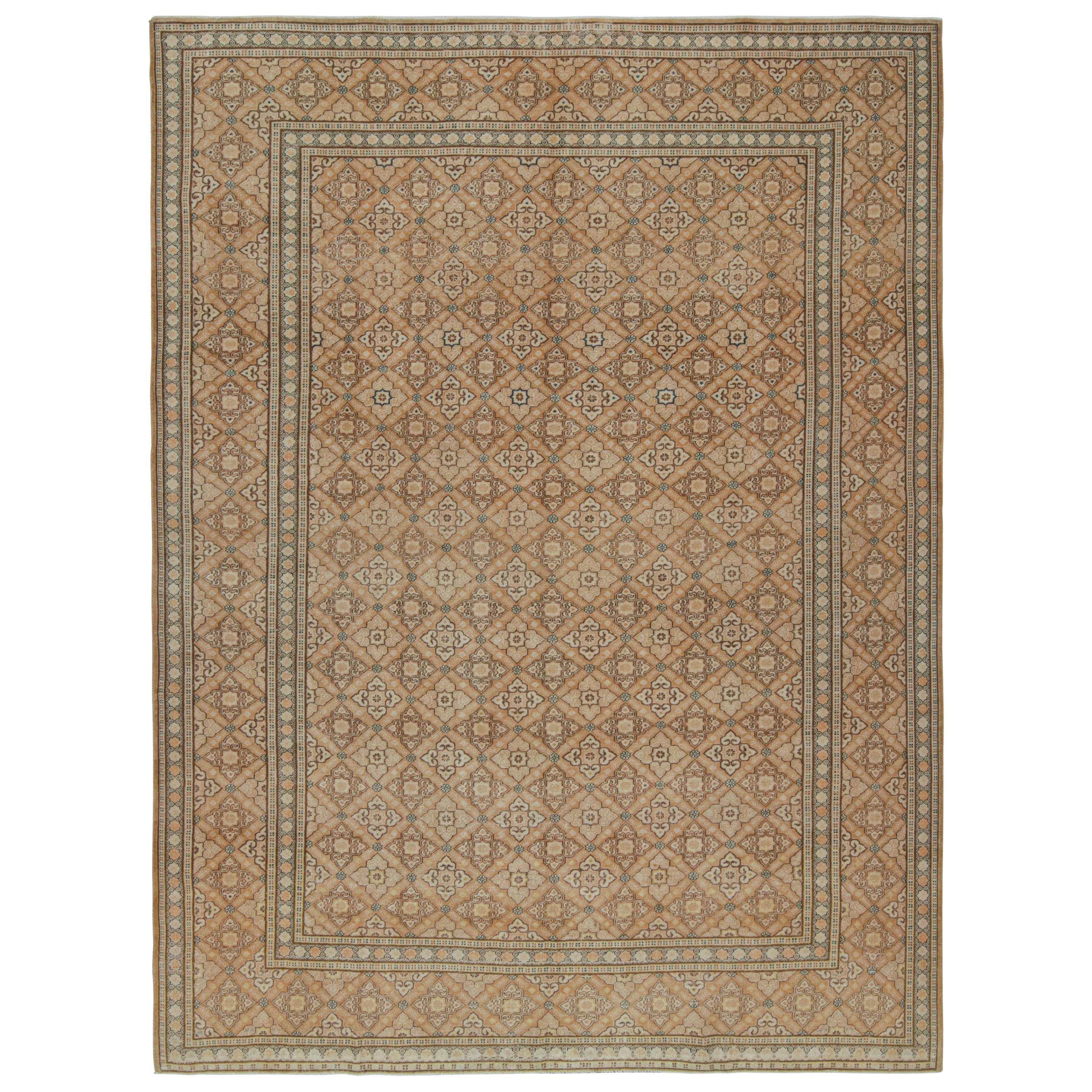 Tappeto persiano Tabriz vintage di colore marrone con motivi floreali, da Rug & Kilim