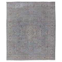Persischer Täbris-Teppich in Hellblau und Erdtönen von Keivan Woven Arts, Vintage