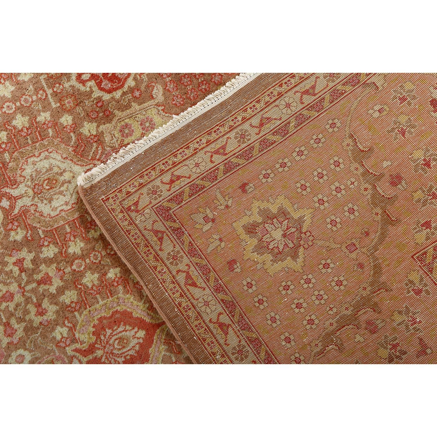 Tappeto Tabriz vintage in lana e cotone 12'11 X 9'10

Key Detail:
Pile: Lana
Fondazione: Cotone
Origine: Tabriz
Design: tutto su naydavoud
Età approssimativa: 60 anni
Qualità (KPI): 400
Condizioni: Buono
Dimensioni: 12'11 x 9'10
Numero di