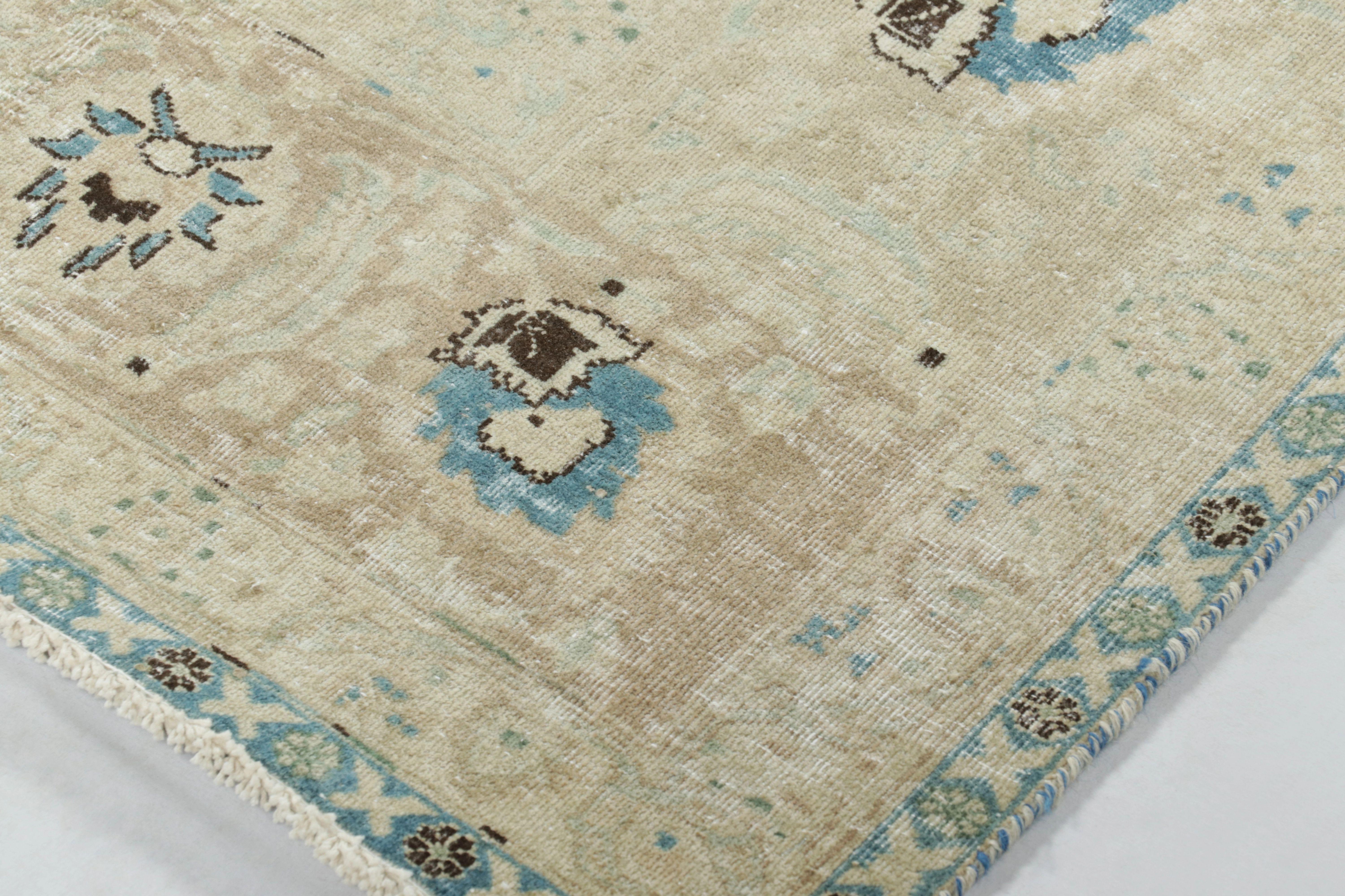 Vintage Persian Tabriz Rug, Sketched Floral in Beige and Sky Blue - Rug & Kilim In Good Condition For Sale In Long Island City, NY
