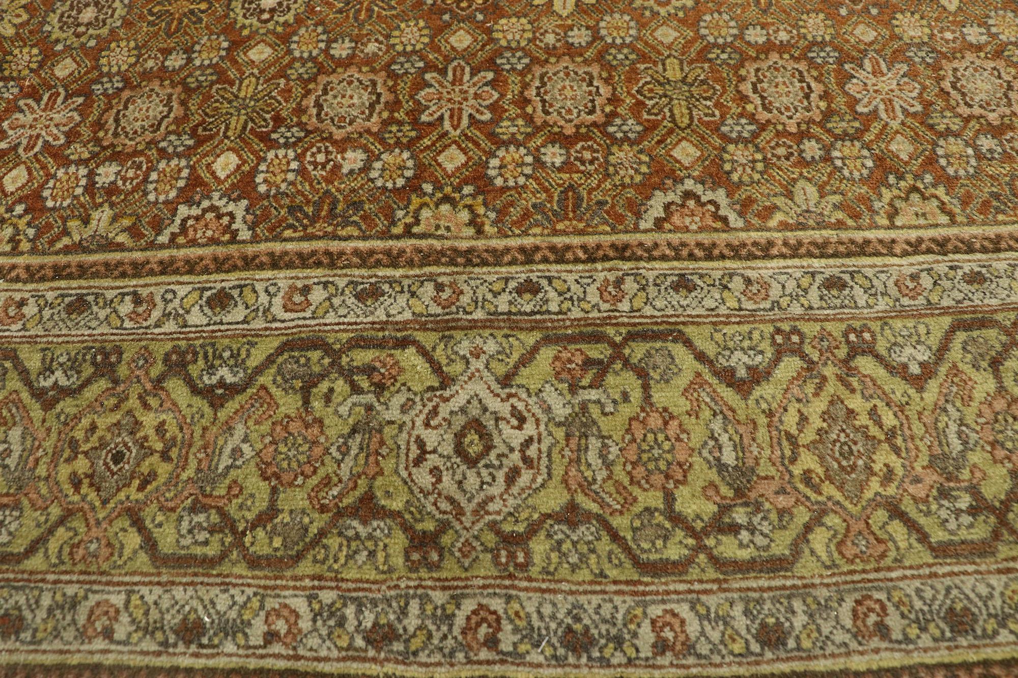 Antique Persian Tabriz Rug with Arts & Crafts Style In Good Condition For Sale In Dallas, TX