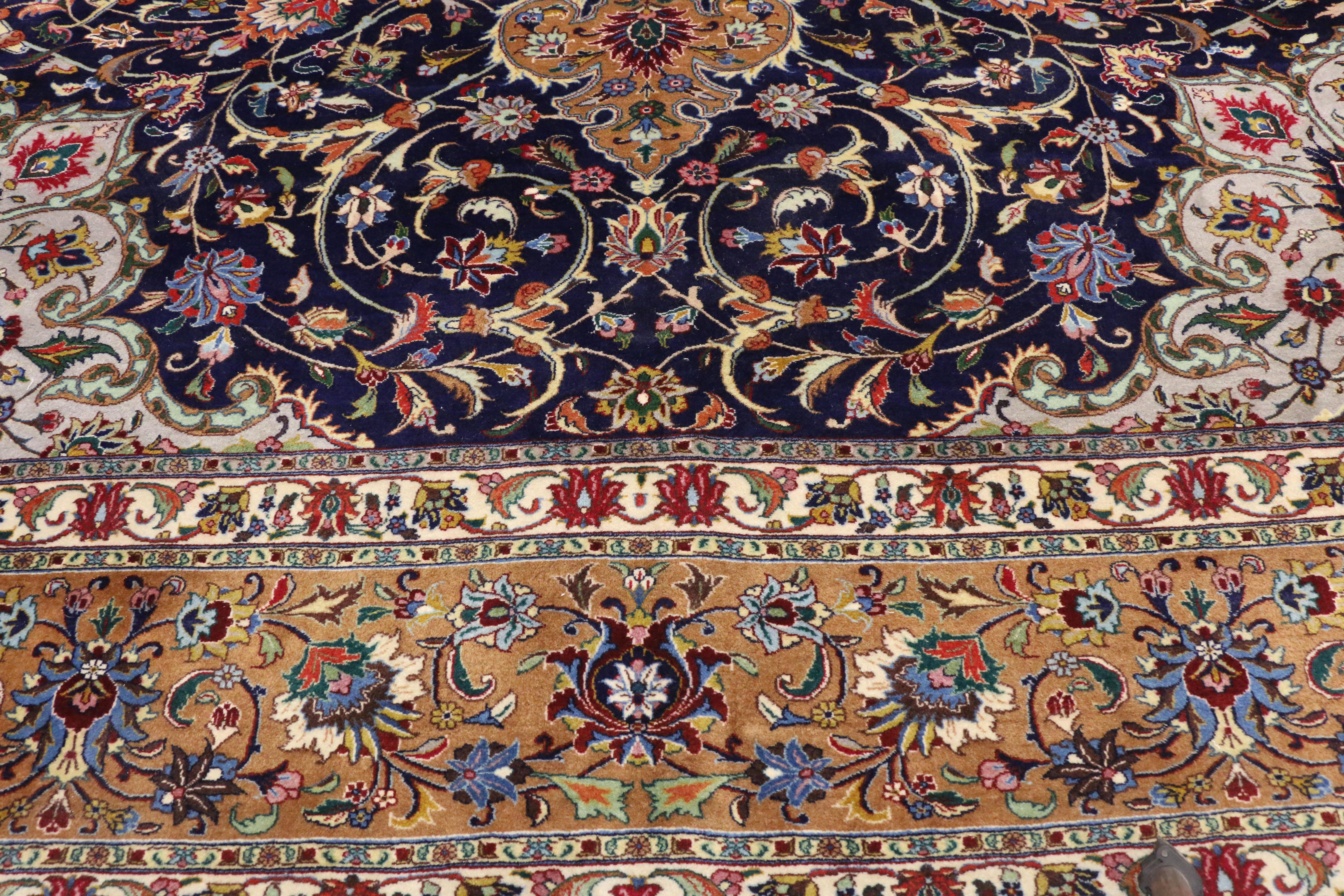 Vintage Persian Tabriz Rug with French Rococo Style In Good Condition In Dallas, TX