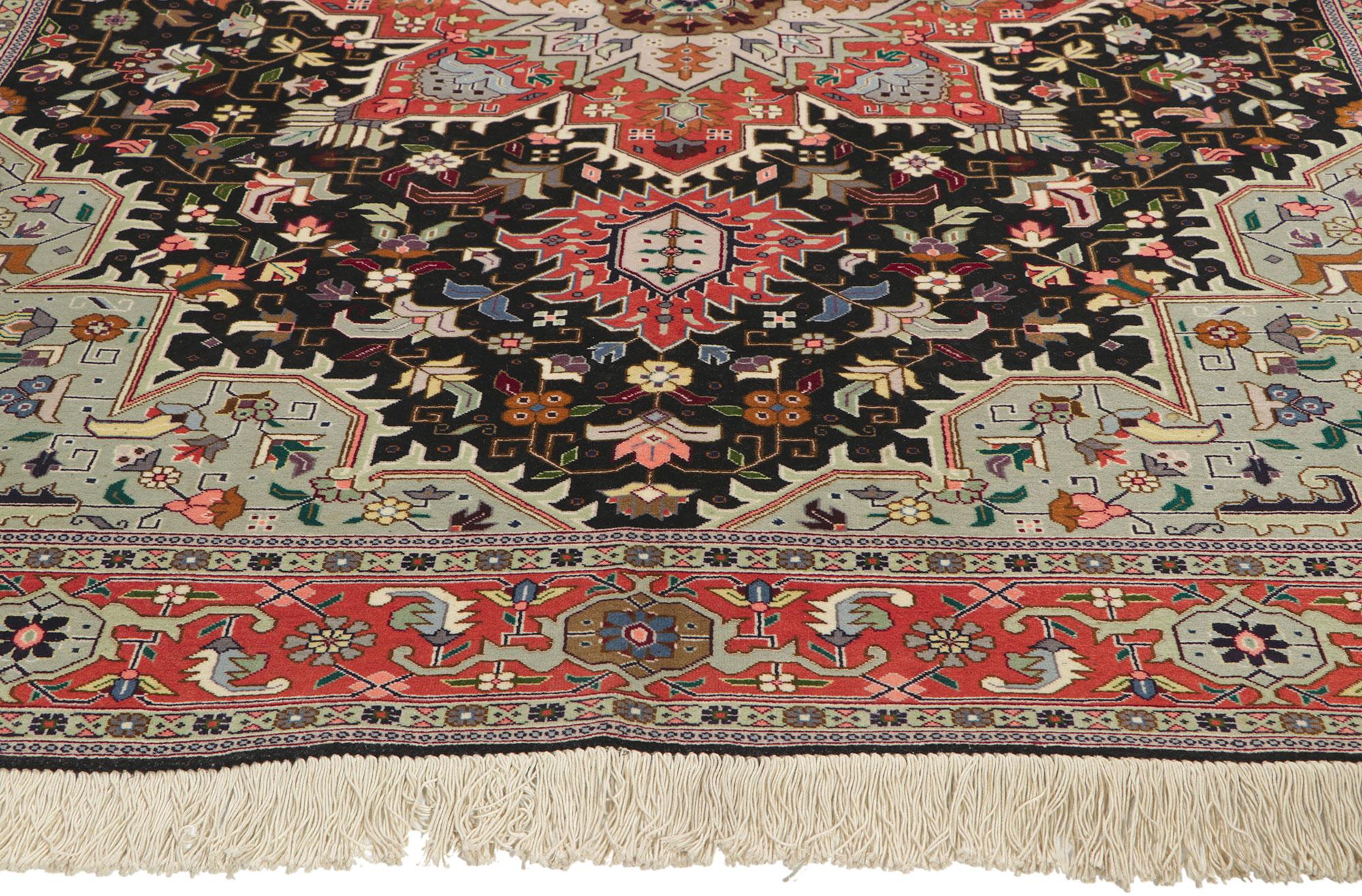 Vintage Persian Tabriz Rug with Traditional Modern Style In Good Condition For Sale In Dallas, TX