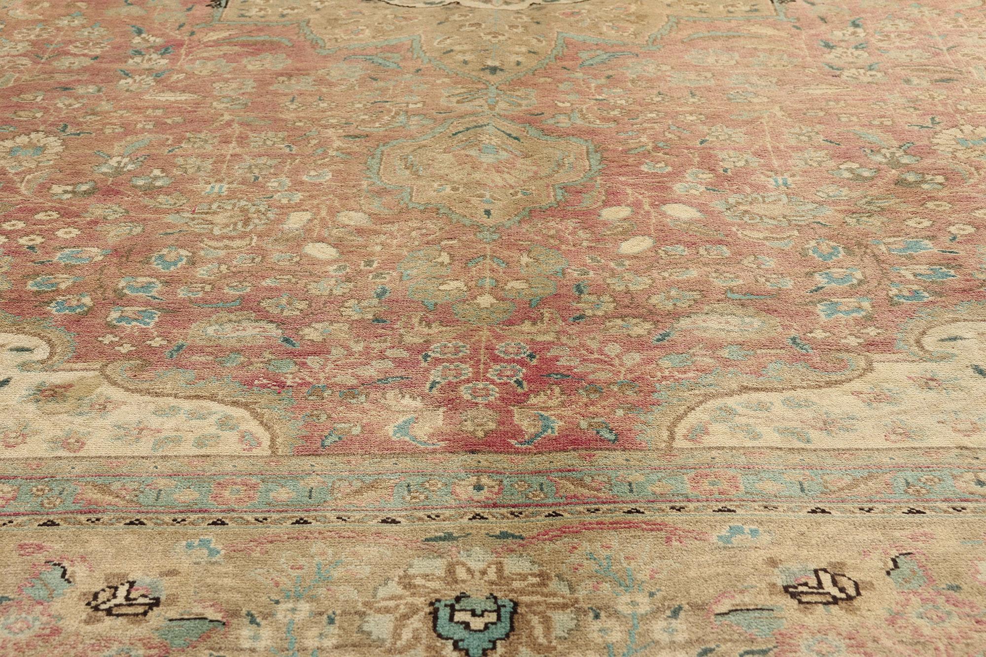 XX secolo Tappeto persiano Tabriz vintage con stile tradizionale in vendita
