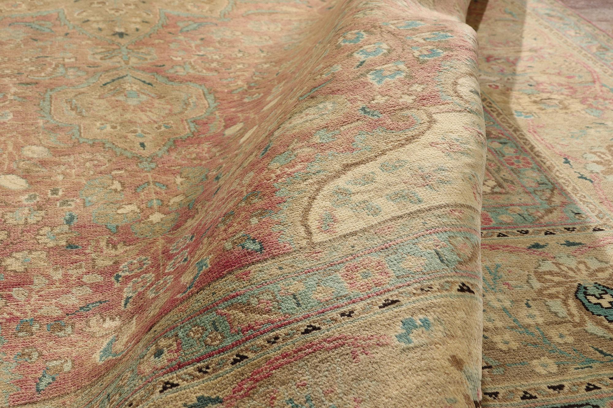 Tappeto persiano Tabriz vintage con stile tradizionale in vendita 1