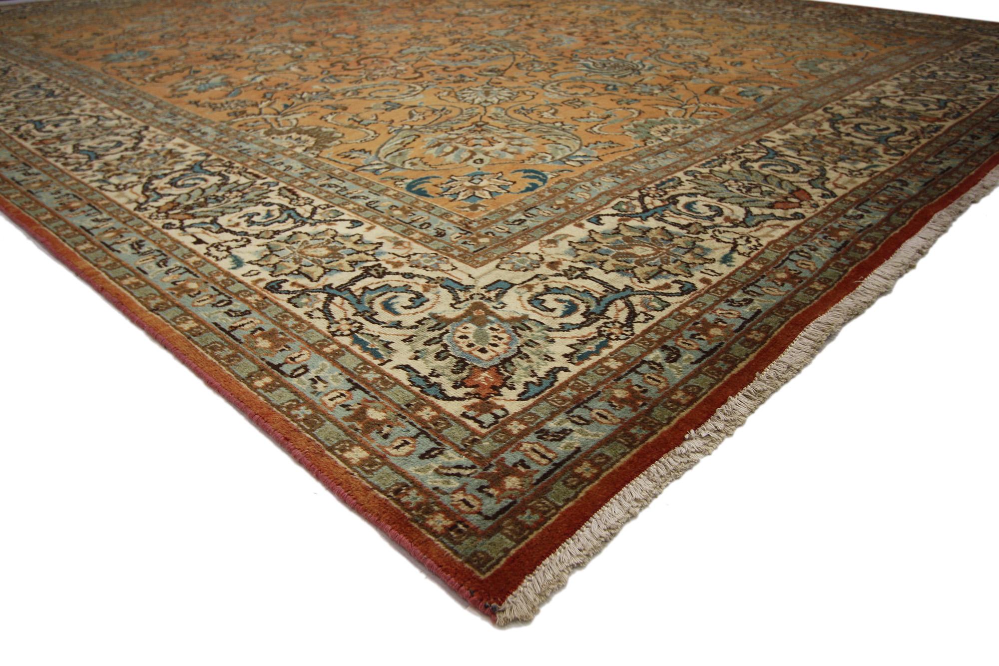 Persischer Täbriz-Teppich aus den 1960er Jahren mit traditionellem Stil (20. Jahrhundert) im Angebot