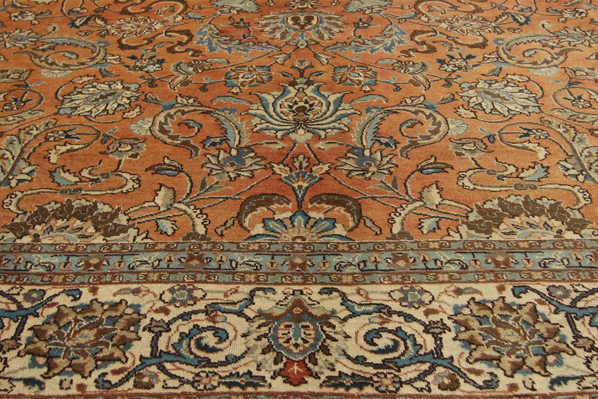 Persischer Täbriz-Teppich aus den 1960er Jahren mit traditionellem Stil (Wolle) im Angebot