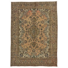 Tapis persan vintage de Tabriz de style traditionnel