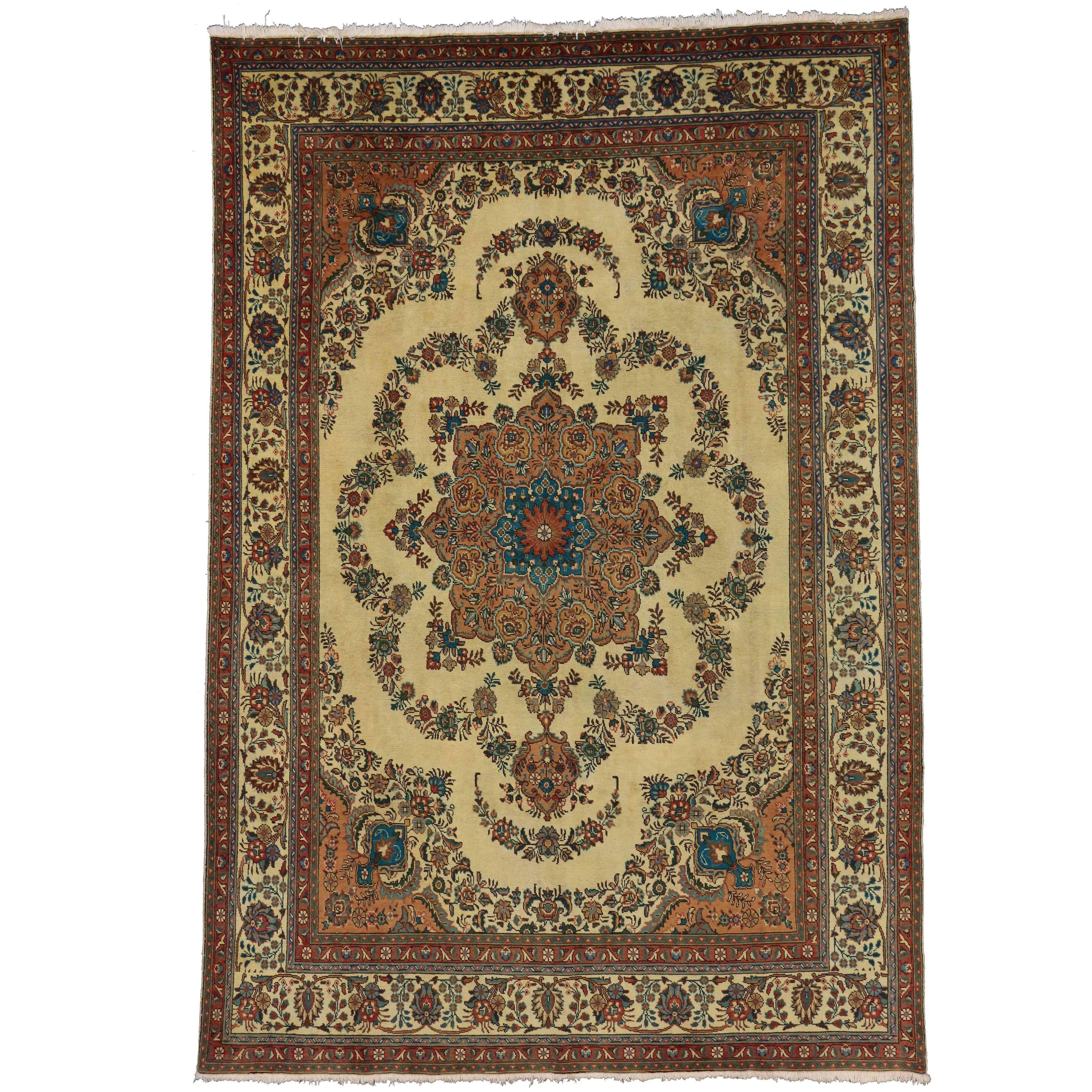 Vintage Persian Tabriz Rug with Traditional Style For Sale
