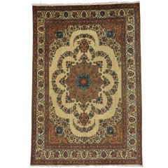 Tapis persan vintage de Tabriz de style traditionnel