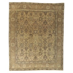 Persischer Täbriz-Teppich im traditionellen Stil