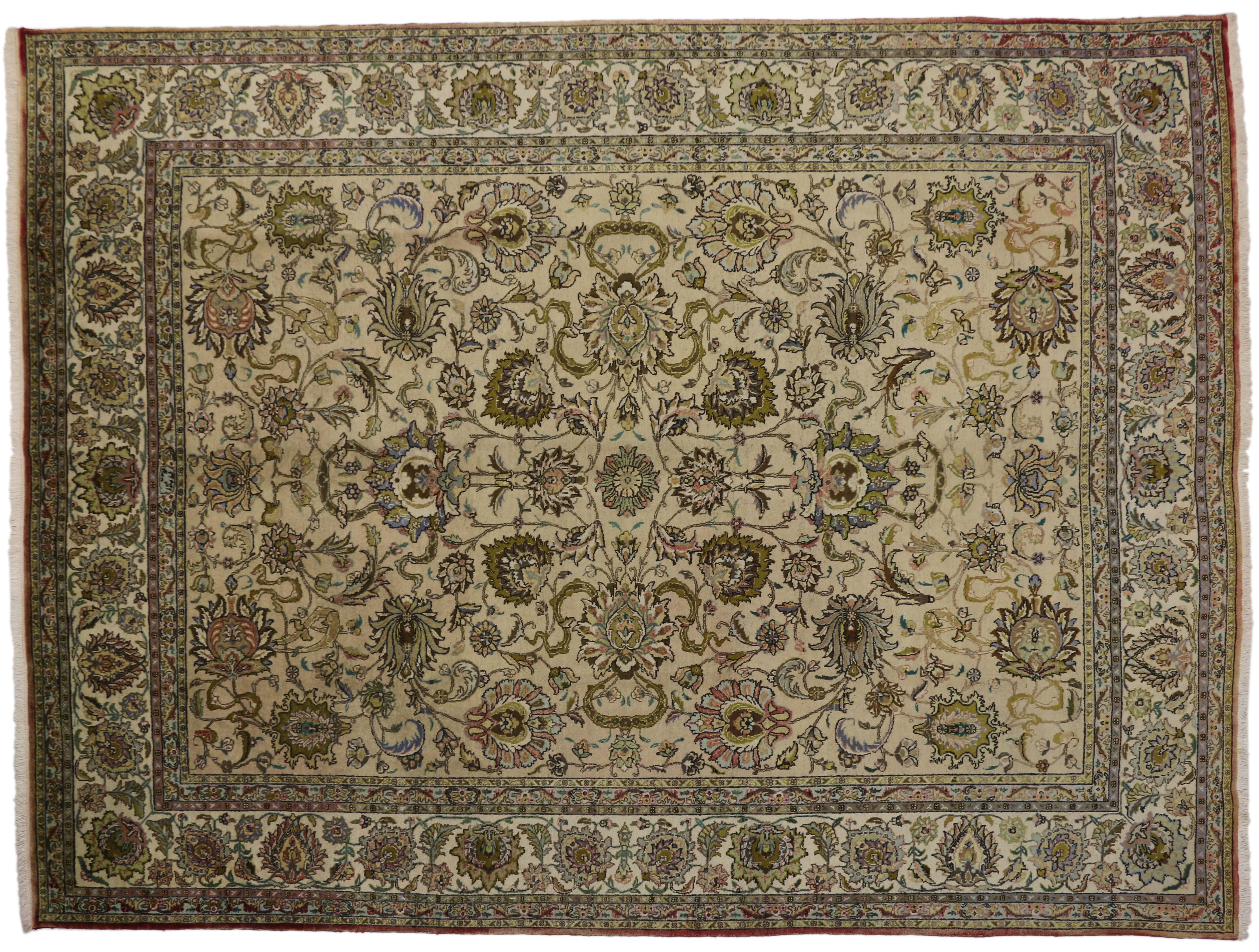 Vintage Persian Tabriz Area Rug with French Provincial Cottage Style In Good Condition For Sale In Dallas, TX