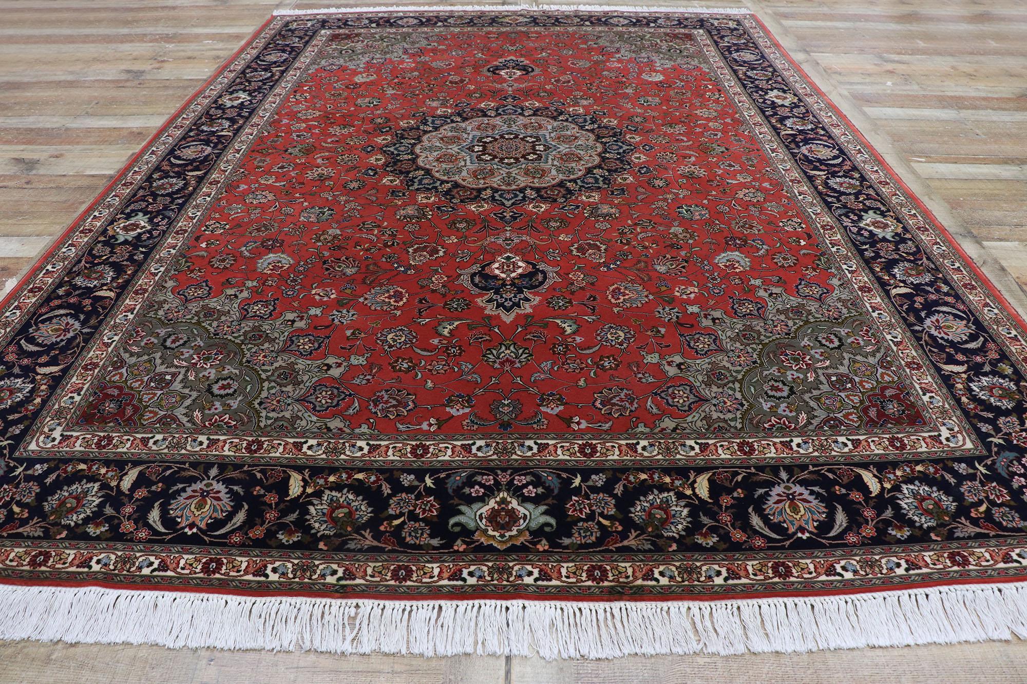 Vintage Persian Tabriz Rug with Victorian English Manor Style In Good Condition For Sale In Dallas, TX