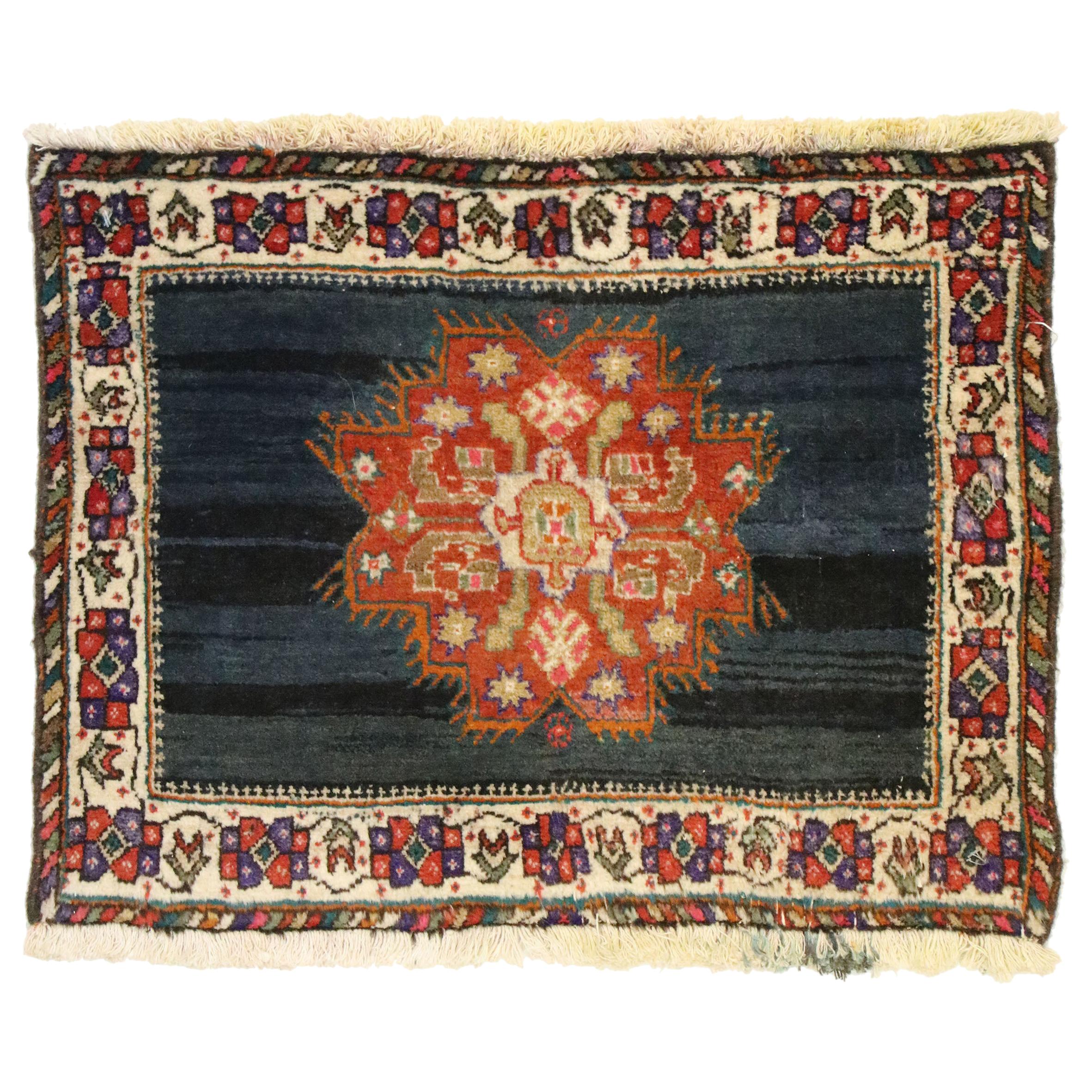 Tapis persan vintage Tabriz Scatter avec style traditionnel fédéral américain