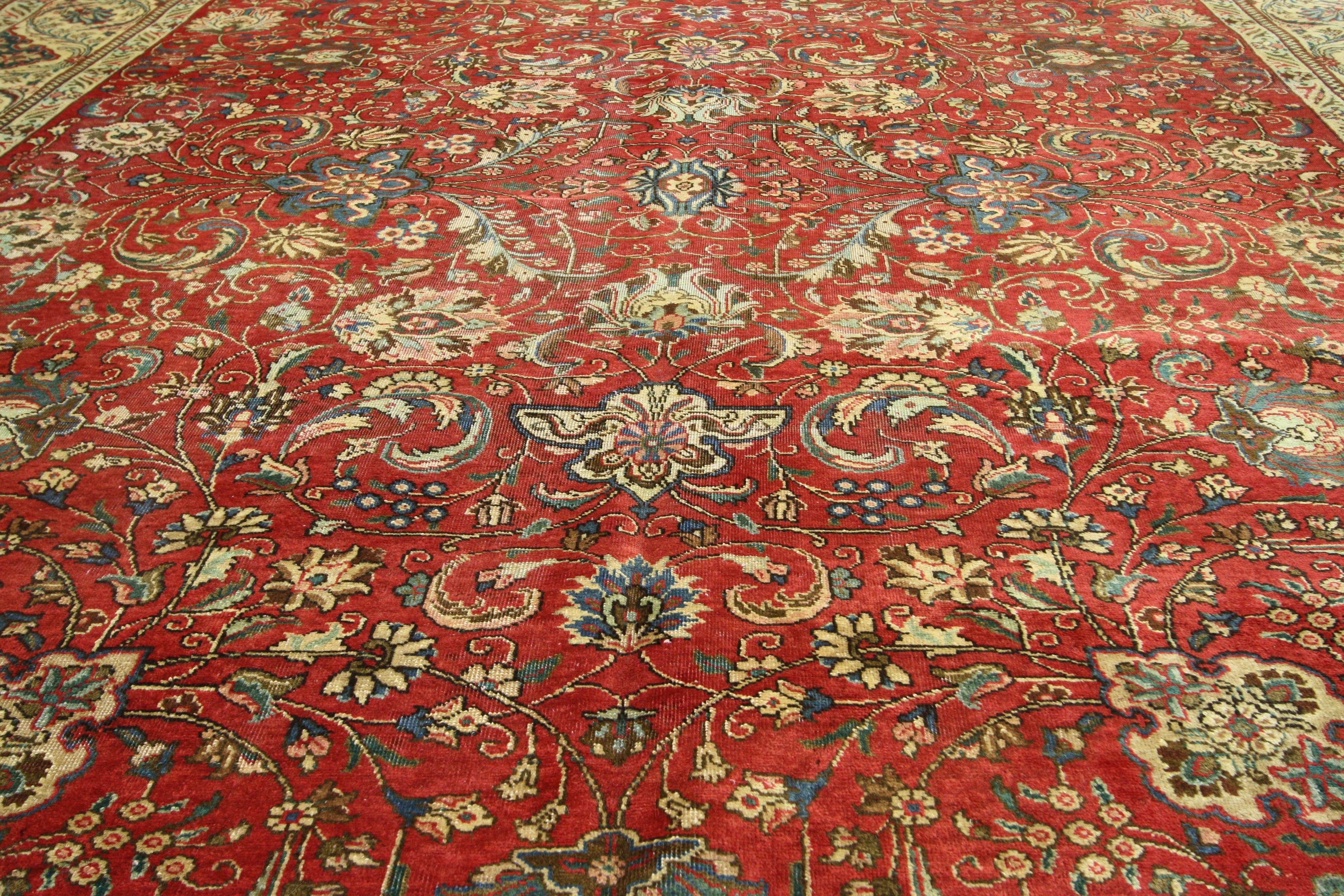 Vintage Vintage Persischer Täbris-Teppich mit traditionellem Kolonial- und Federal-Stil (Wolle) im Angebot