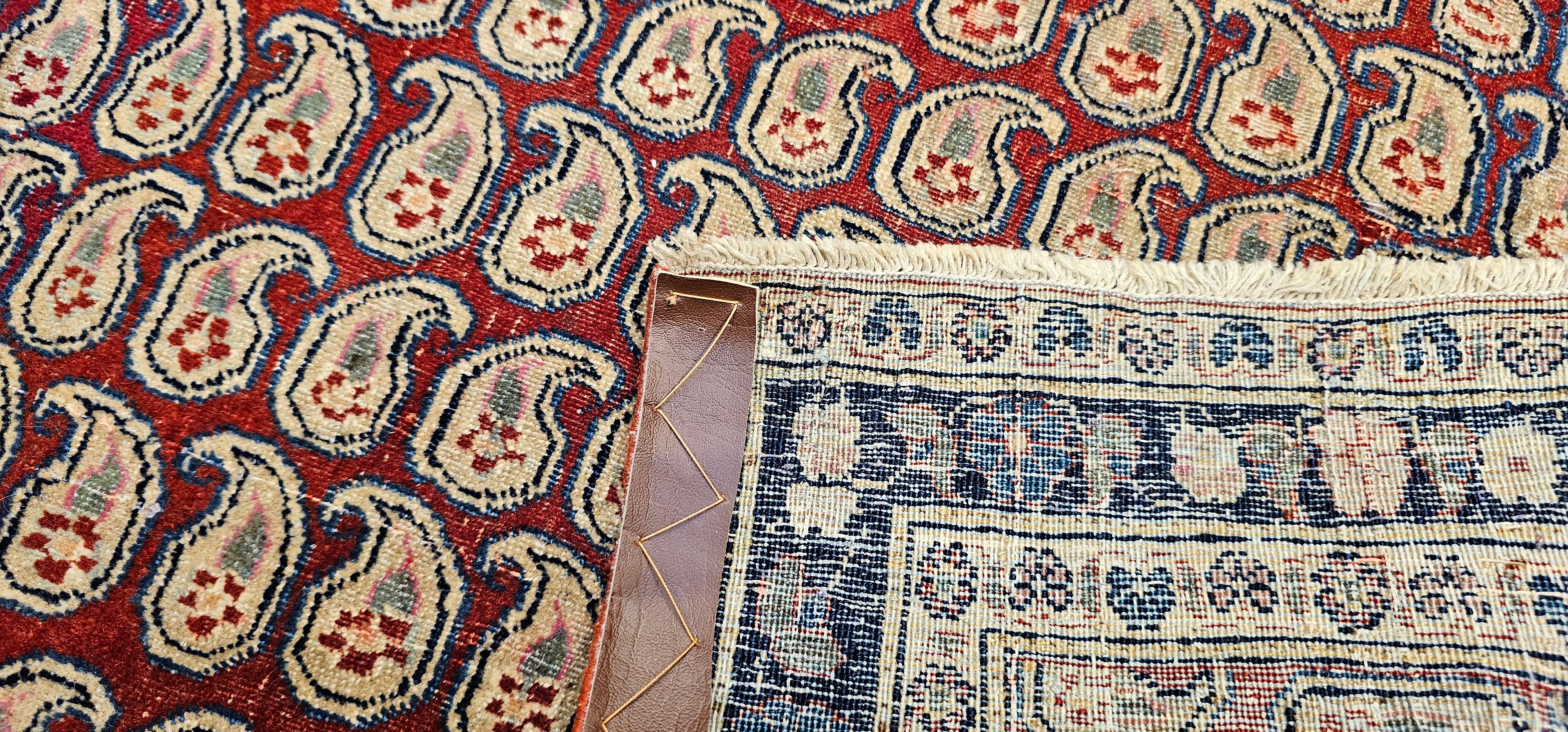 Tappeto persiano d'epoca Tehran con motivo Paisley all'infinito in rosso, blu e verde in vendita 5
