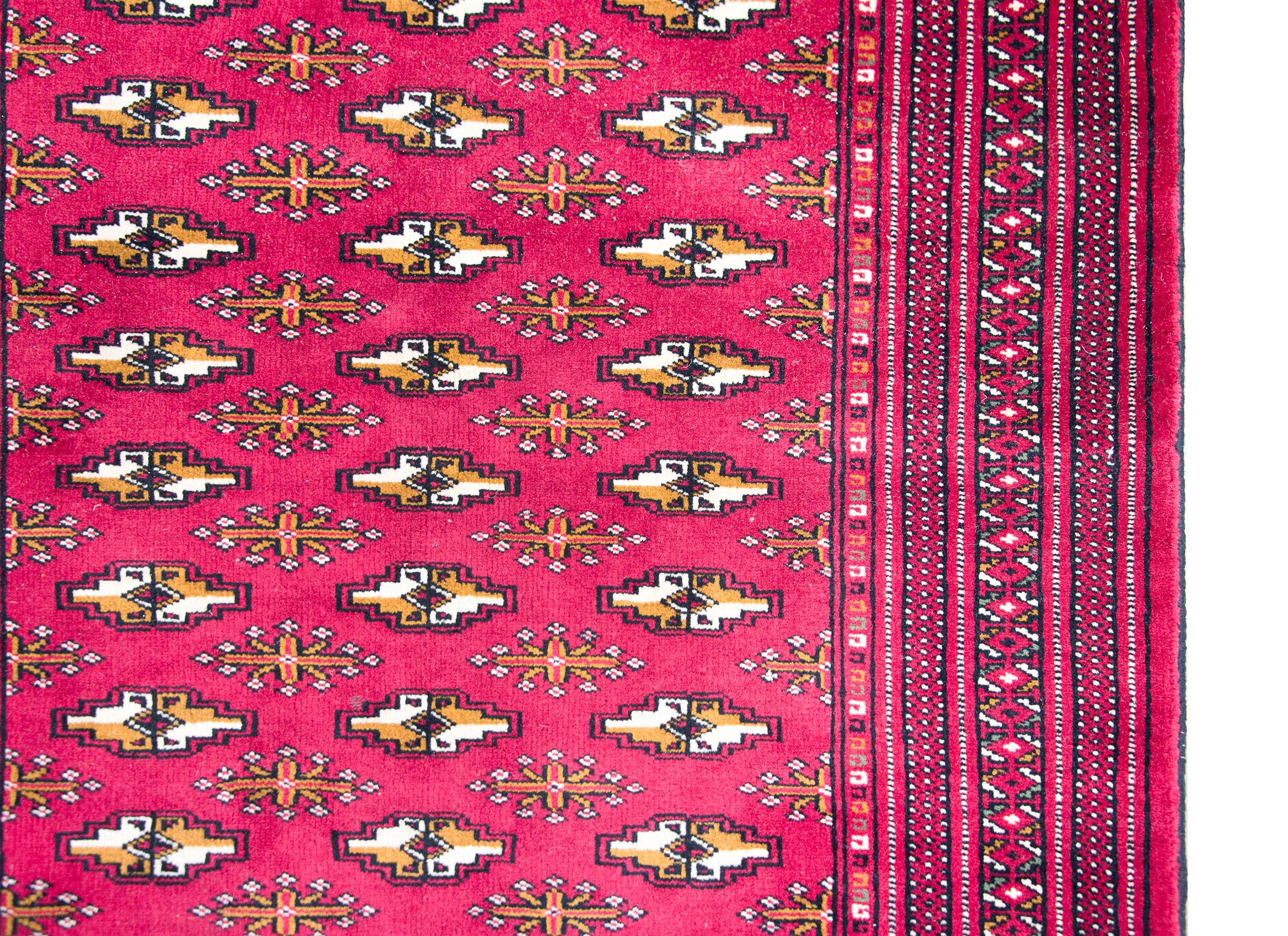 Altpersischer Turkman-Teppich (Handgeknüpft) im Angebot