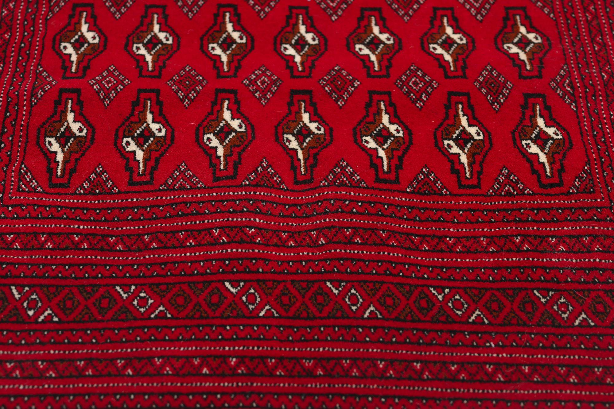 Vintage Persisch Turkoman Tekke Teppich im Zustand „Gut“ im Angebot in Dallas, TX