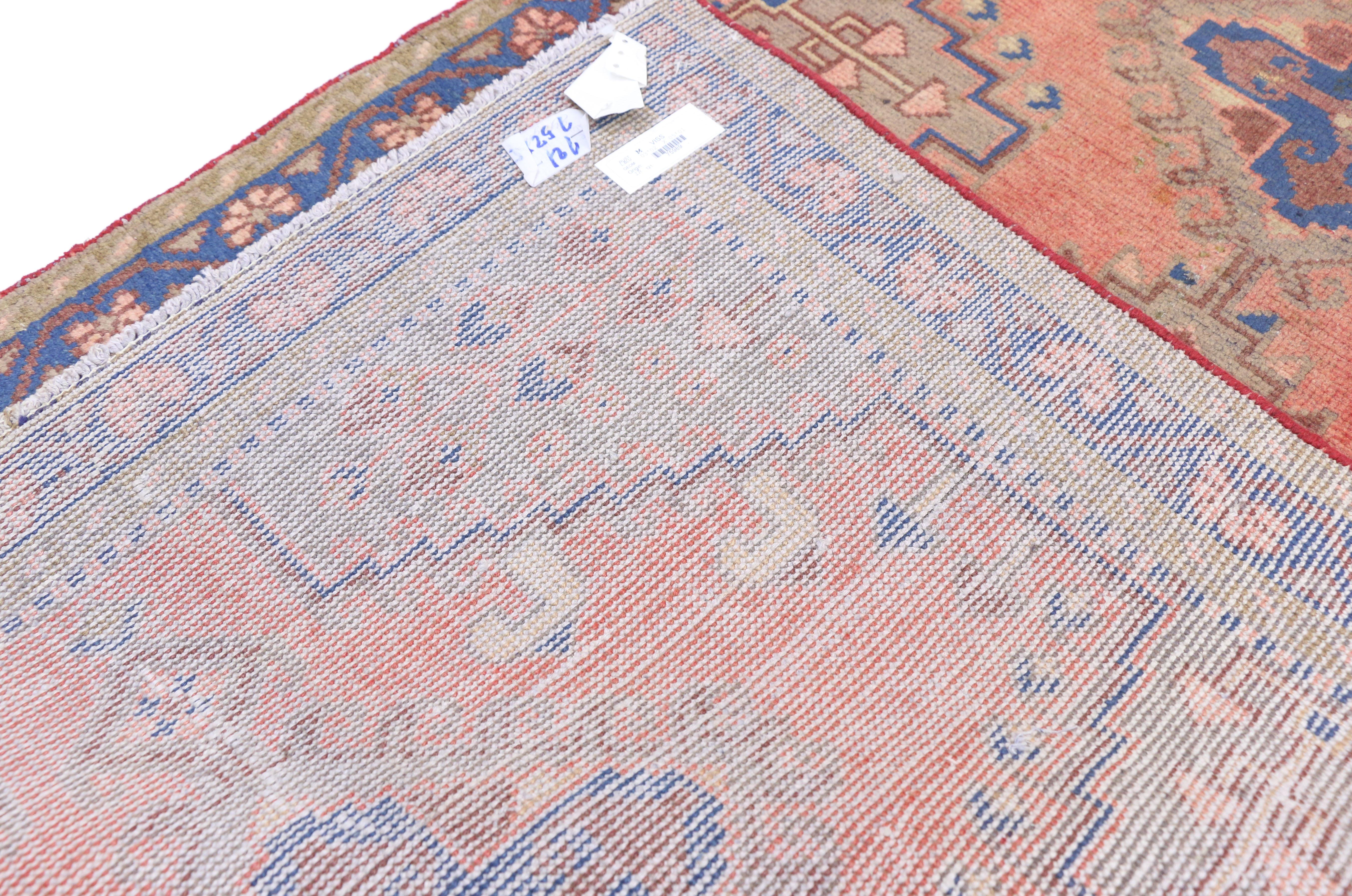 20th Century Vintage Persian Viss Accent Rug with Eclectic Bohemian Tribal Style For Sale