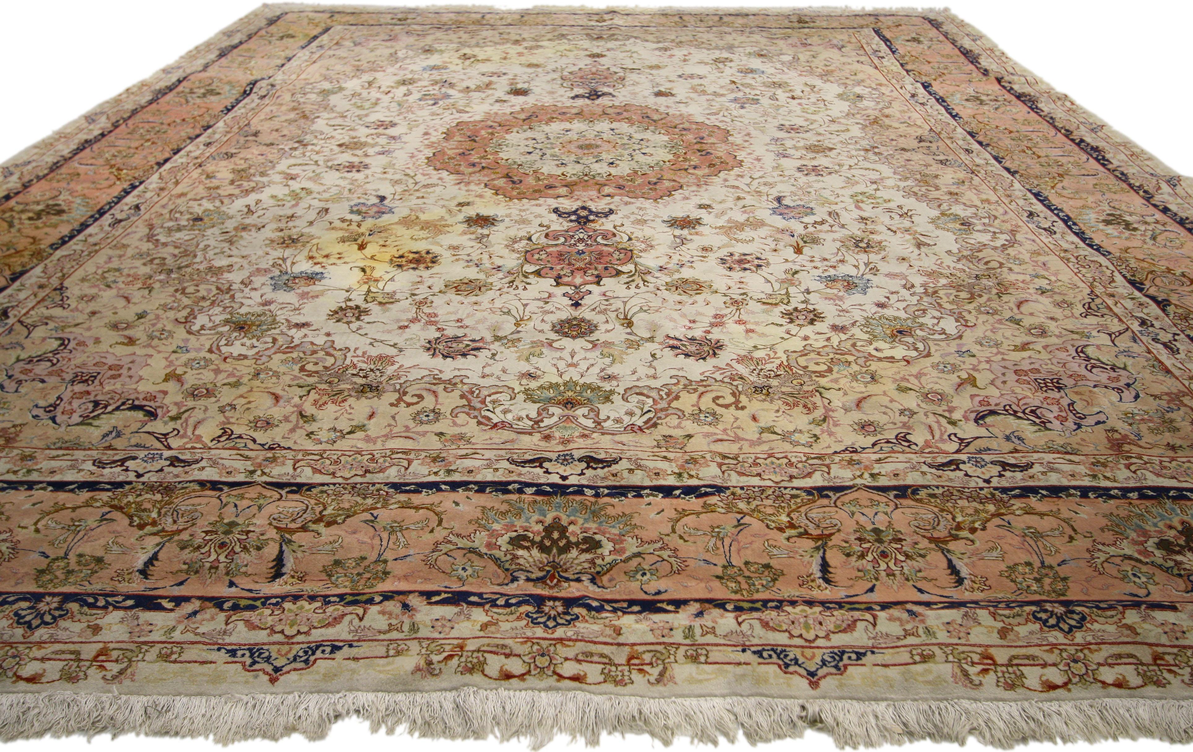 Vintage Persian Wool and Silk Tabriz Rug In Good Condition For Sale In Dallas, TX