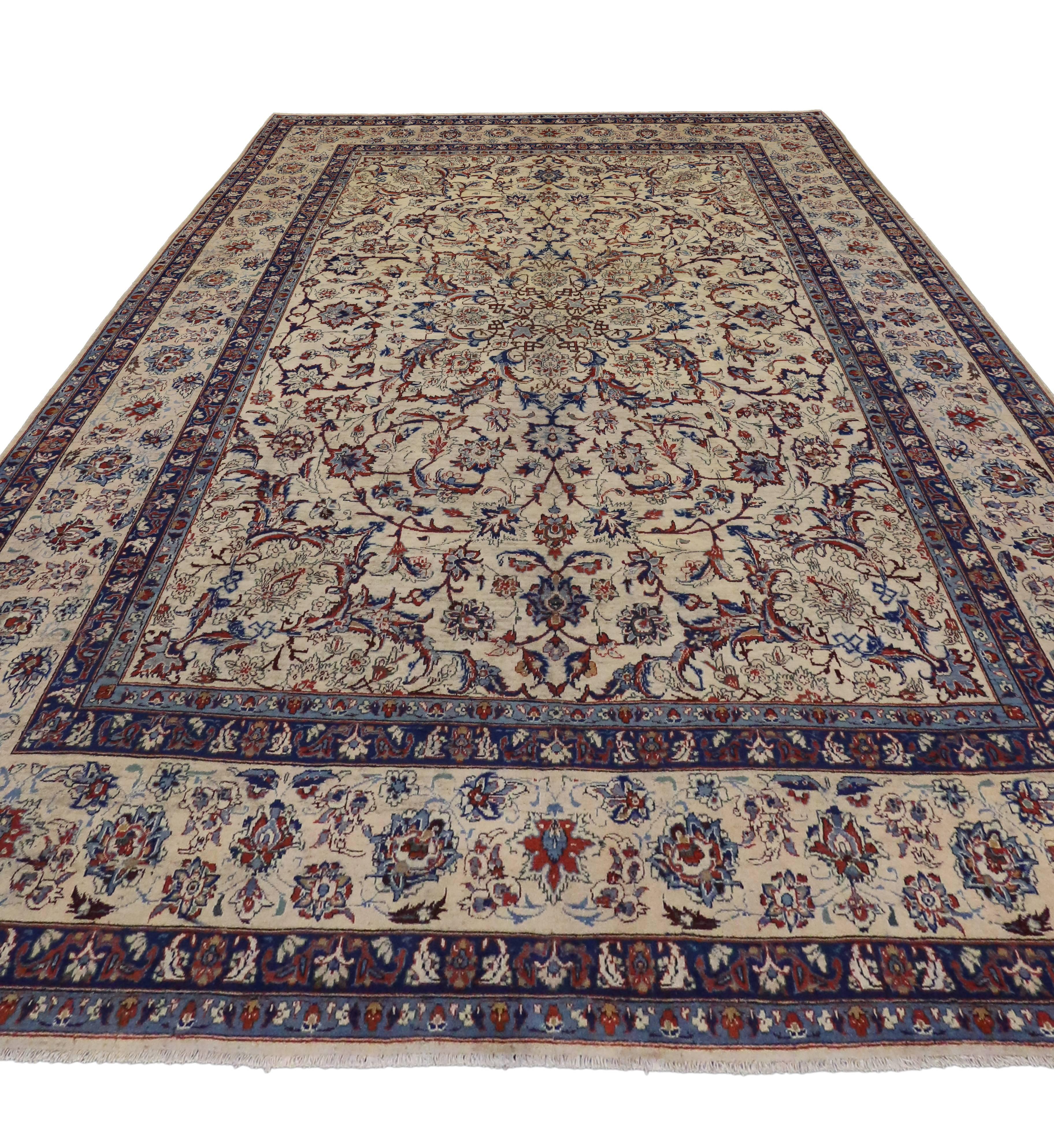 Vintage Persian Yazd Area Rug with Traditional Style For Sale 1
