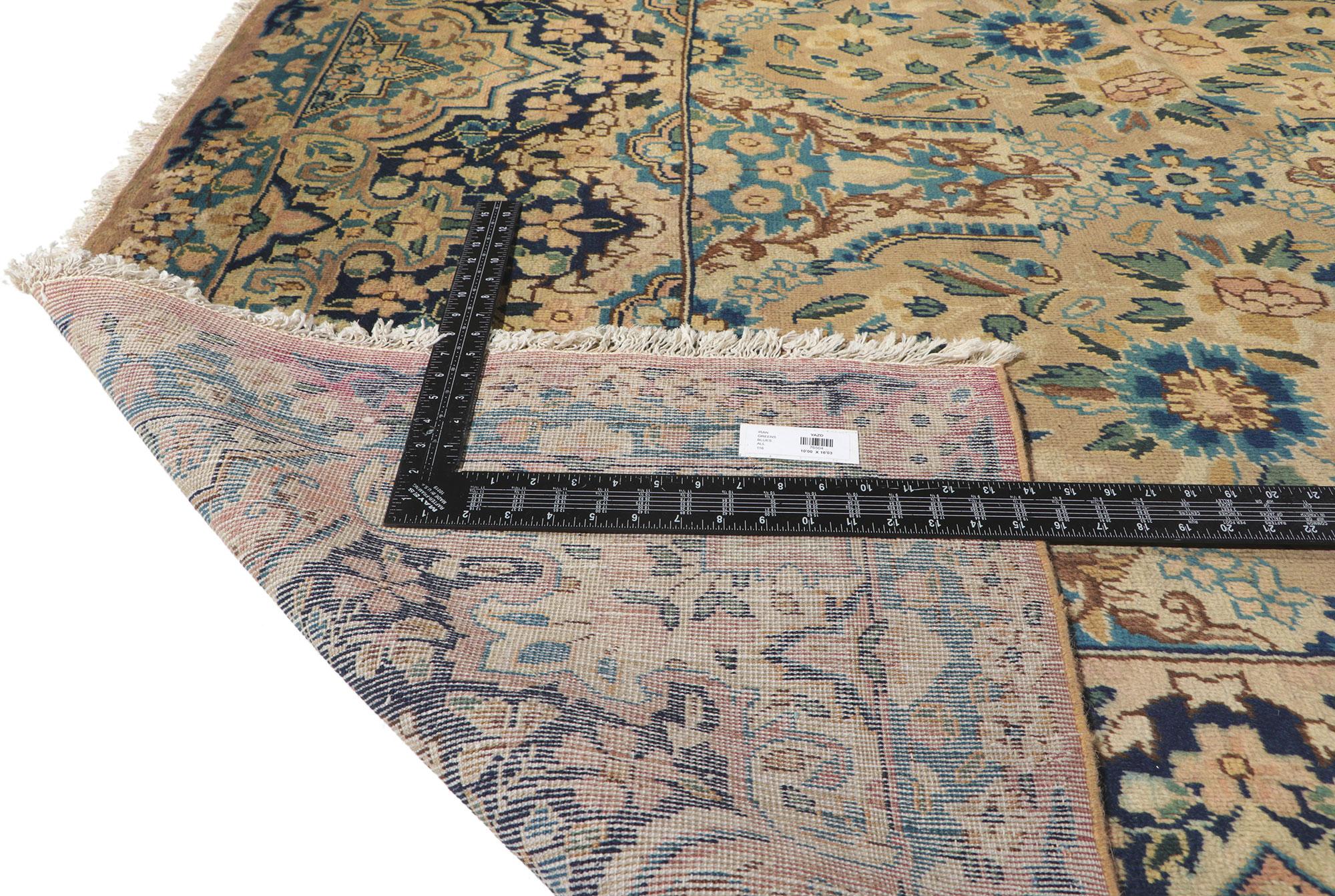 Vintage Persian Yazd Rug In Good Condition For Sale In Dallas, TX