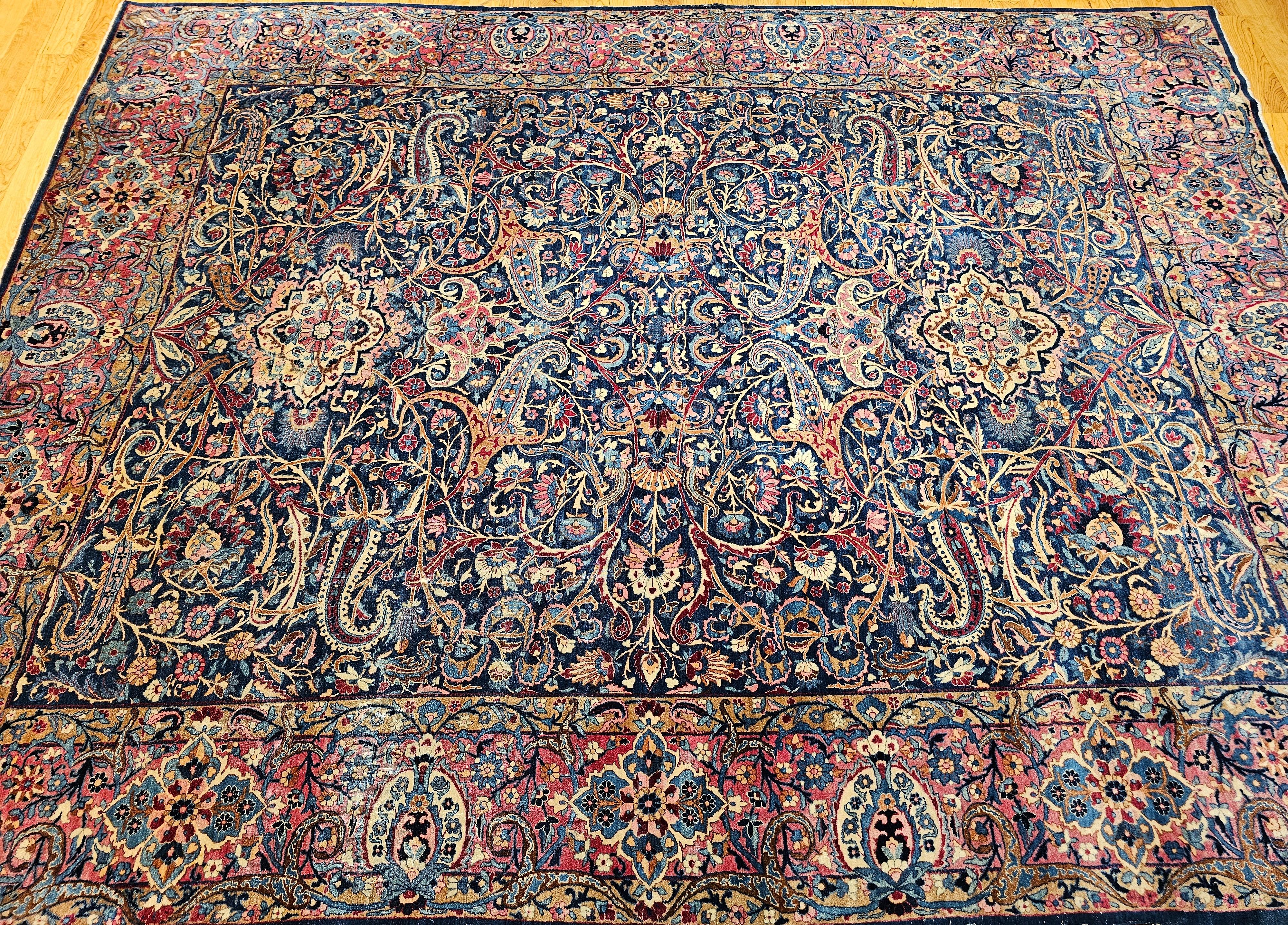 Persischer Yazd Vintage-Teppich in Zimmergröße mit Blumenmuster in Marineblau, Blau, Rot im Angebot 13