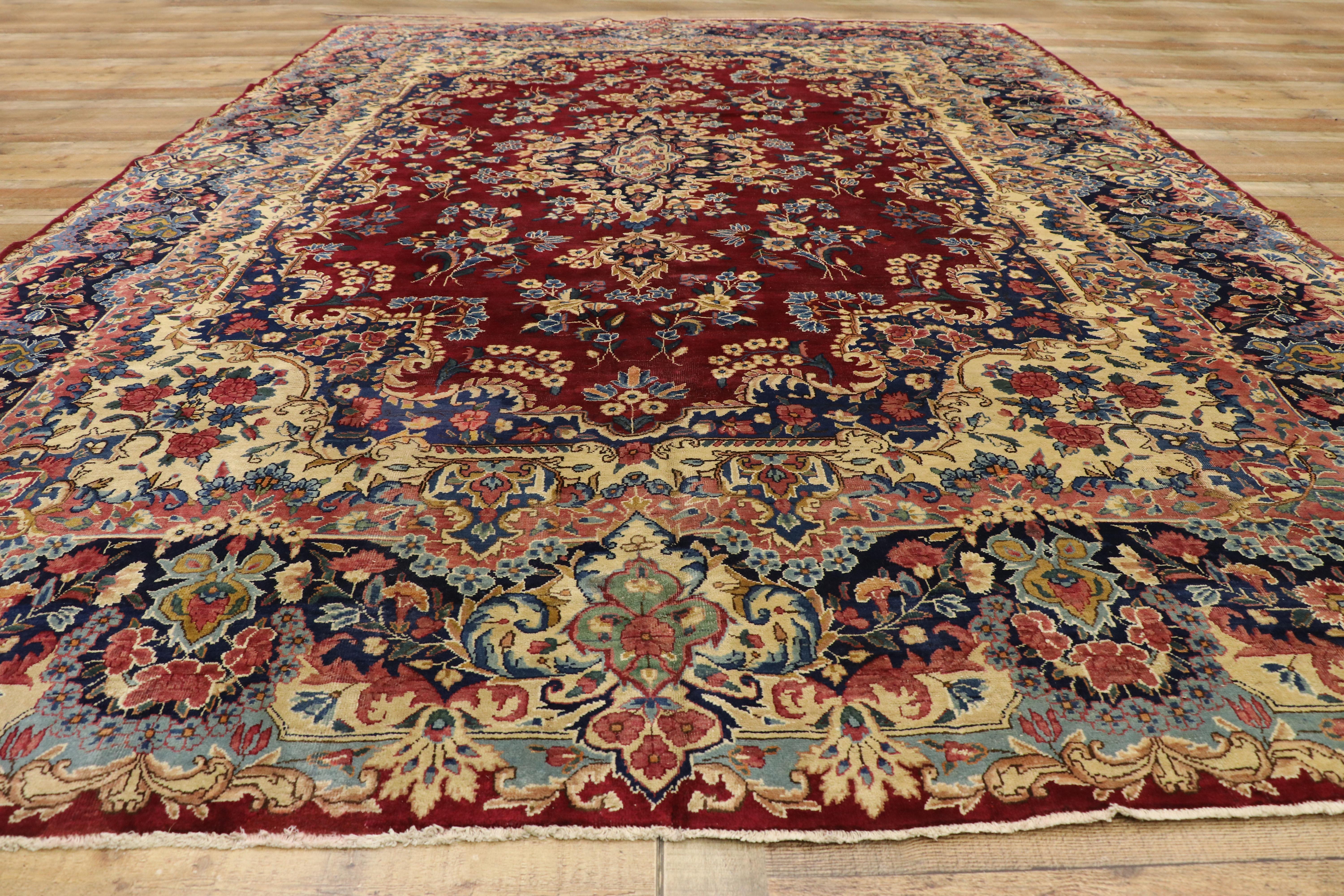 Wool Vintage Persian Yazd Rug with Traditional English and Old World Style For Sale