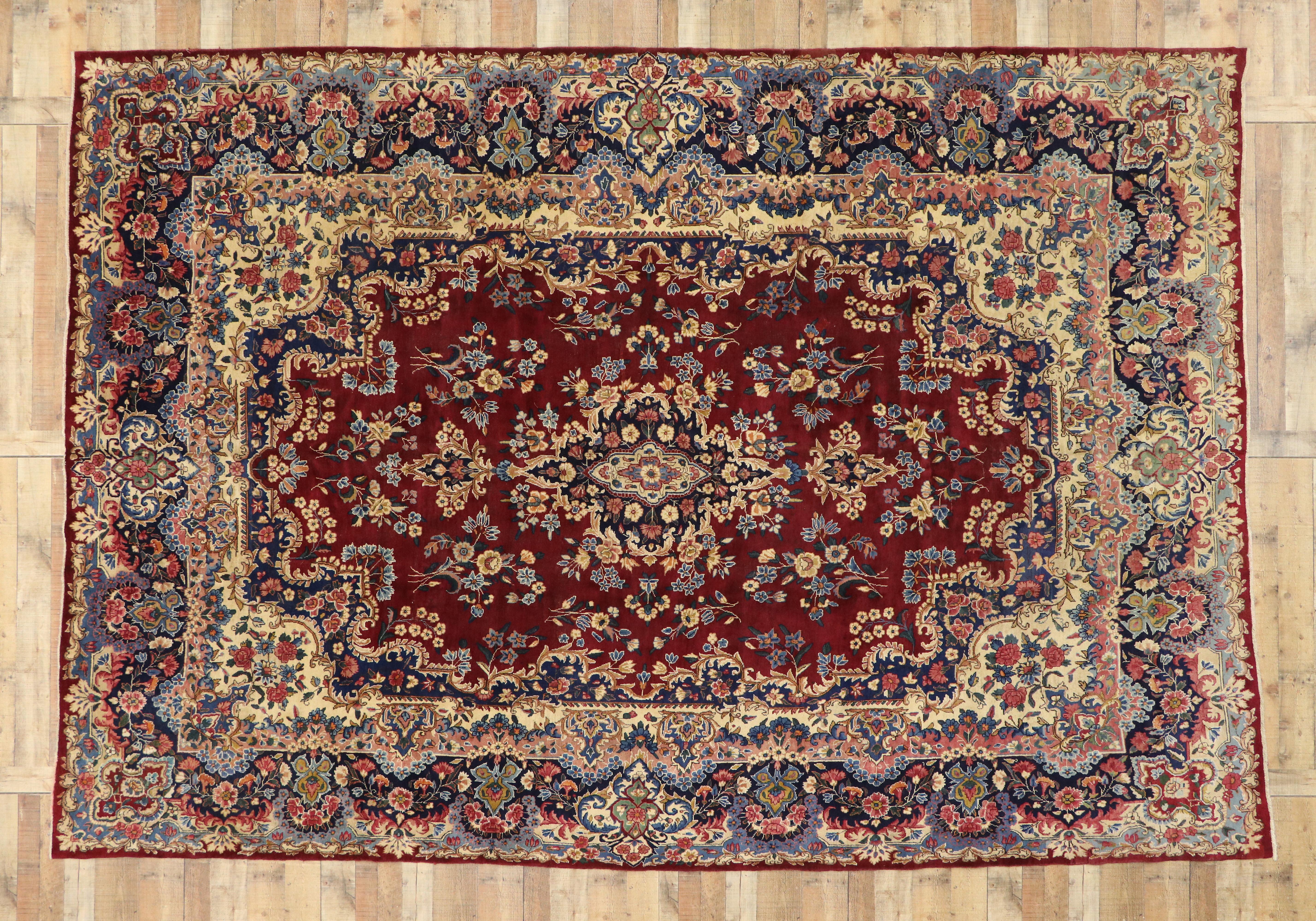 Vintage Persian Yazd Rug with Traditional English and Old World Style For Sale 1