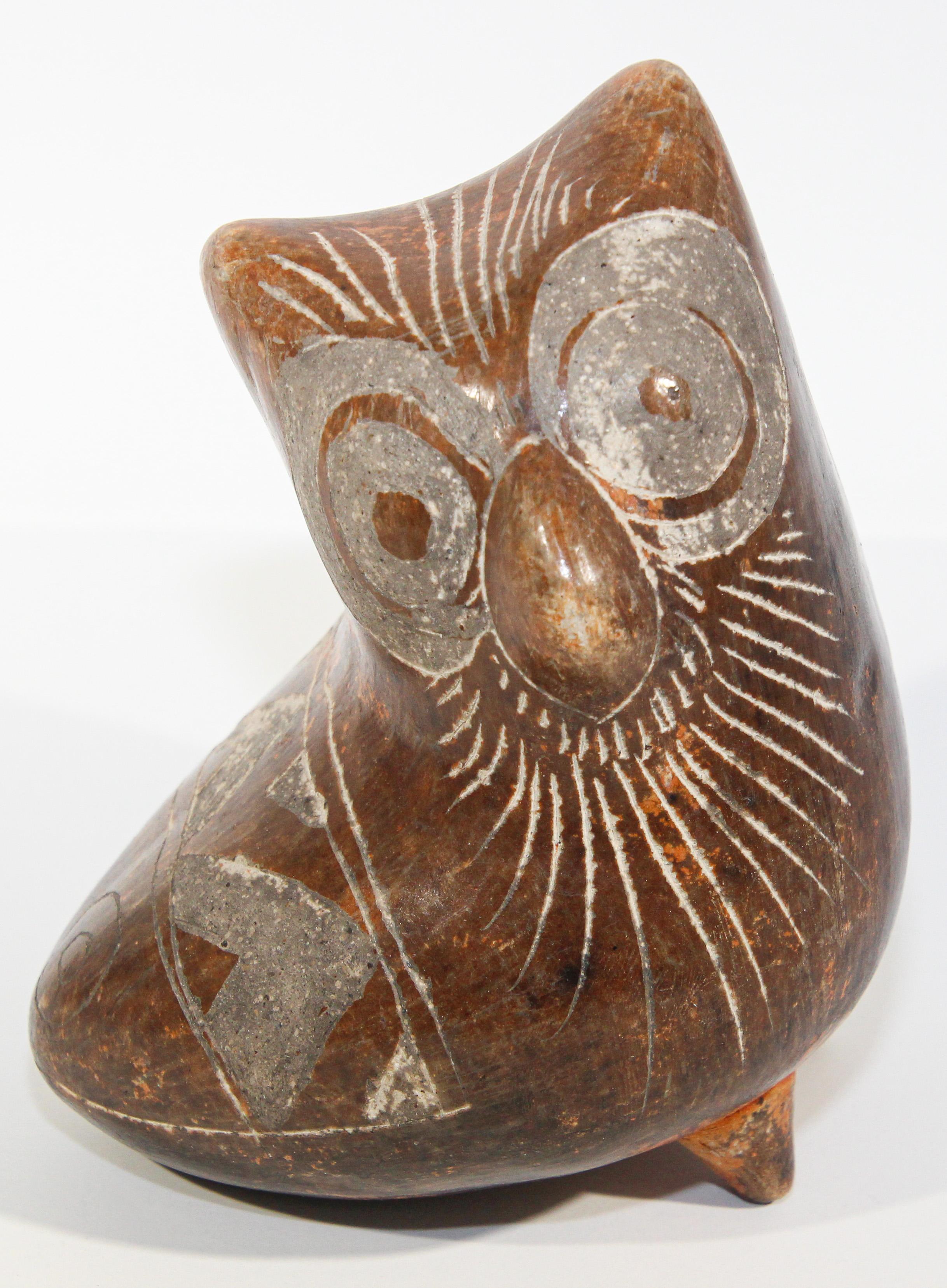 Vintage Peru Chimu Style Owl Sculpture 2