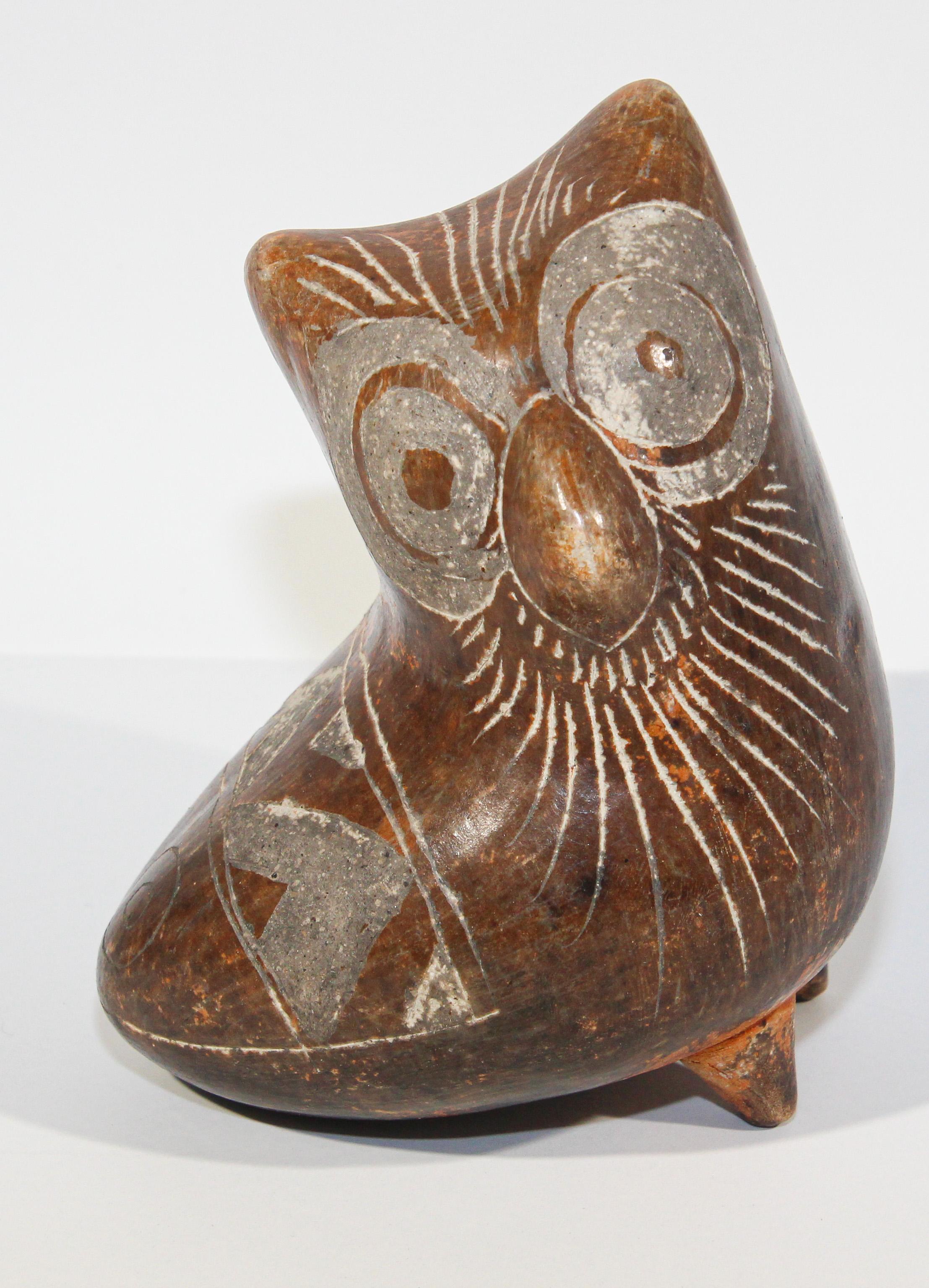 Folk Art Vintage Peru Chimu Style Owl Sculpture