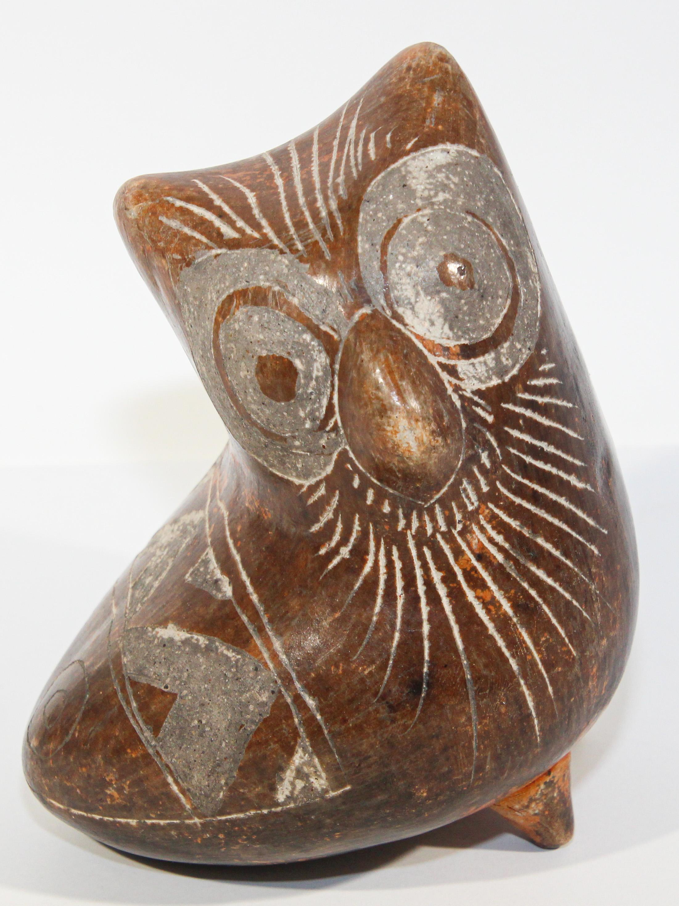 Hand-Crafted Vintage Peru Chimu Style Owl Sculpture