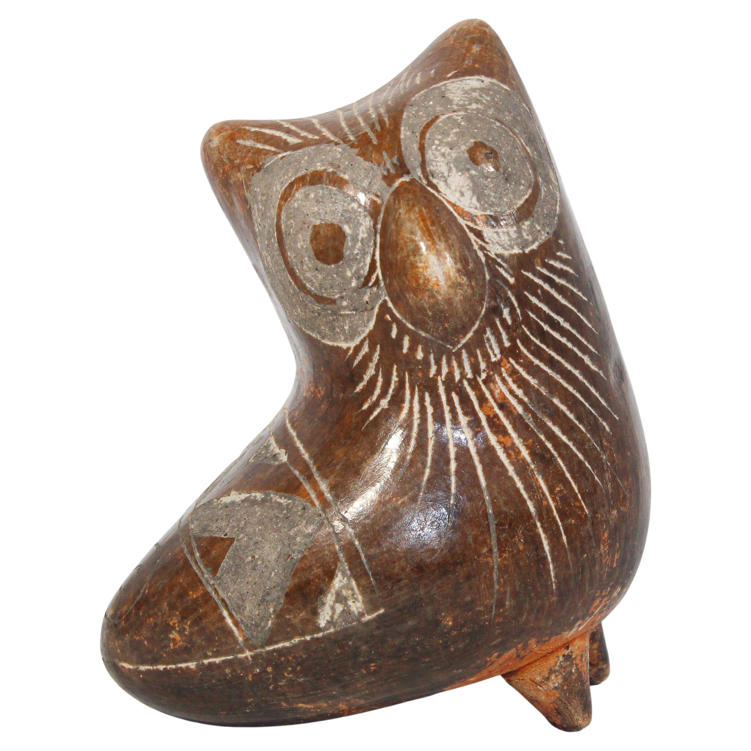 Vintage Peru Chimu Style Owl Sculpture