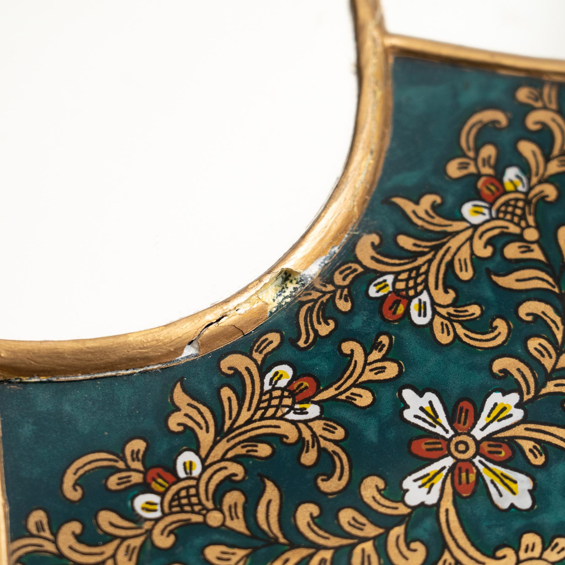 Miroir mural péruvien du milieu du siècle dernier, peint à la main en vente 2